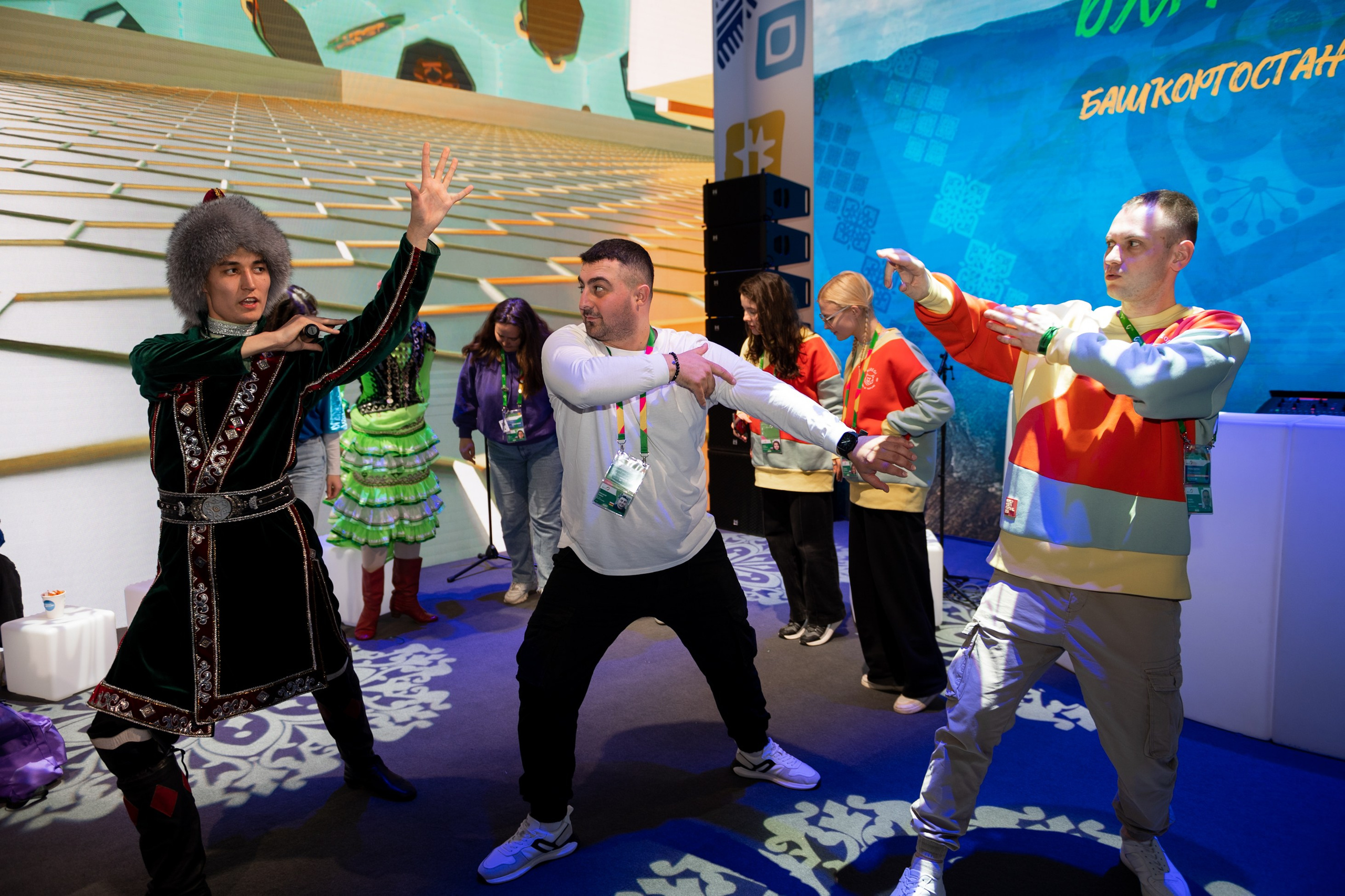 Всемирный фестиваль молодежи 2024. Свадебный и семейный фотограф София Невская