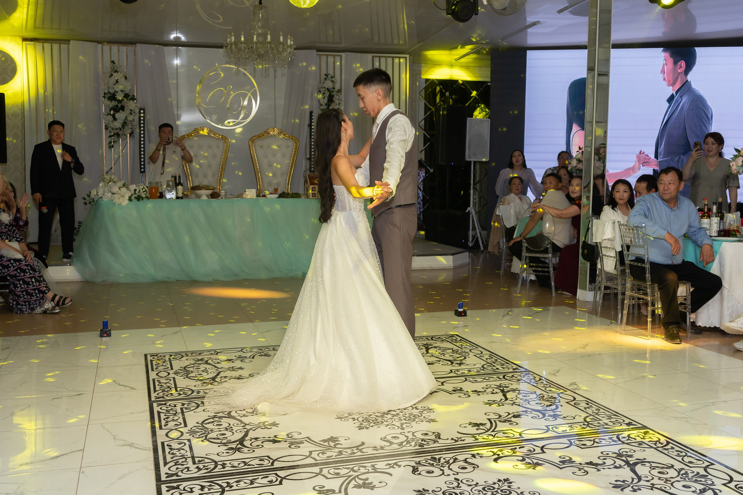 Сайыына, Данил. Фотограф Якутск Зоя Николаева