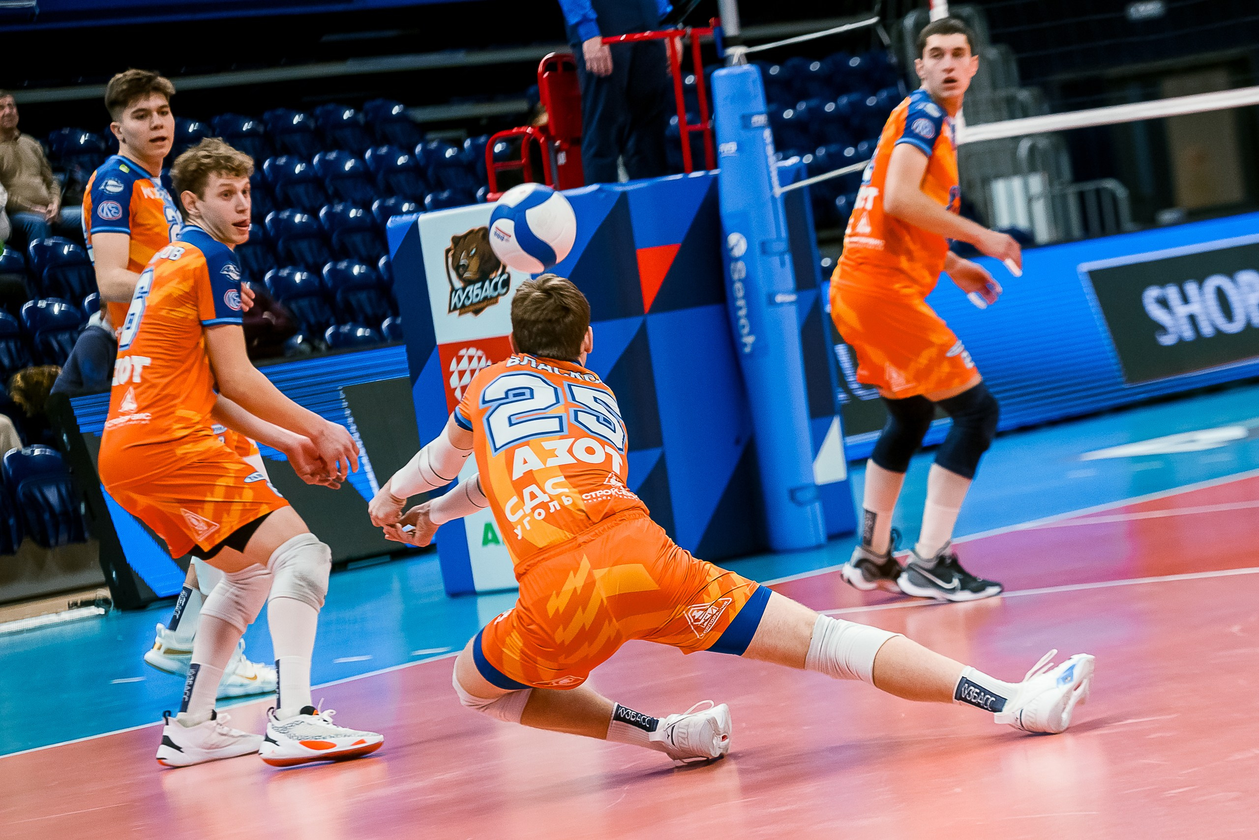 Волейбол — Молодежная Лига — 7ой тур. Репортажный фотограф в Кемерово