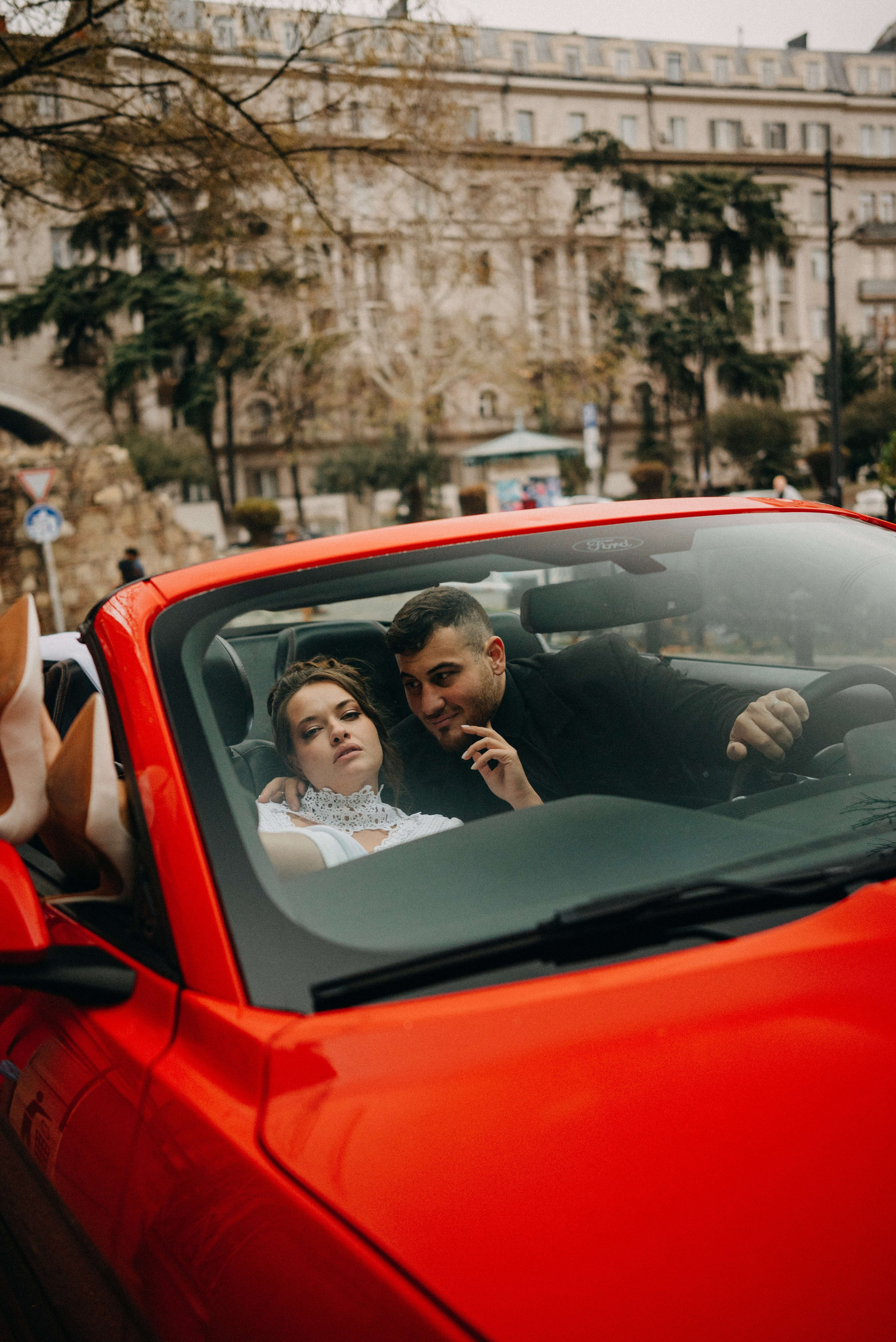 Анна & Виктор | сборы, роспись и прогулка. Портретный и свадебный фотограф в Тбилиси • xeniqo