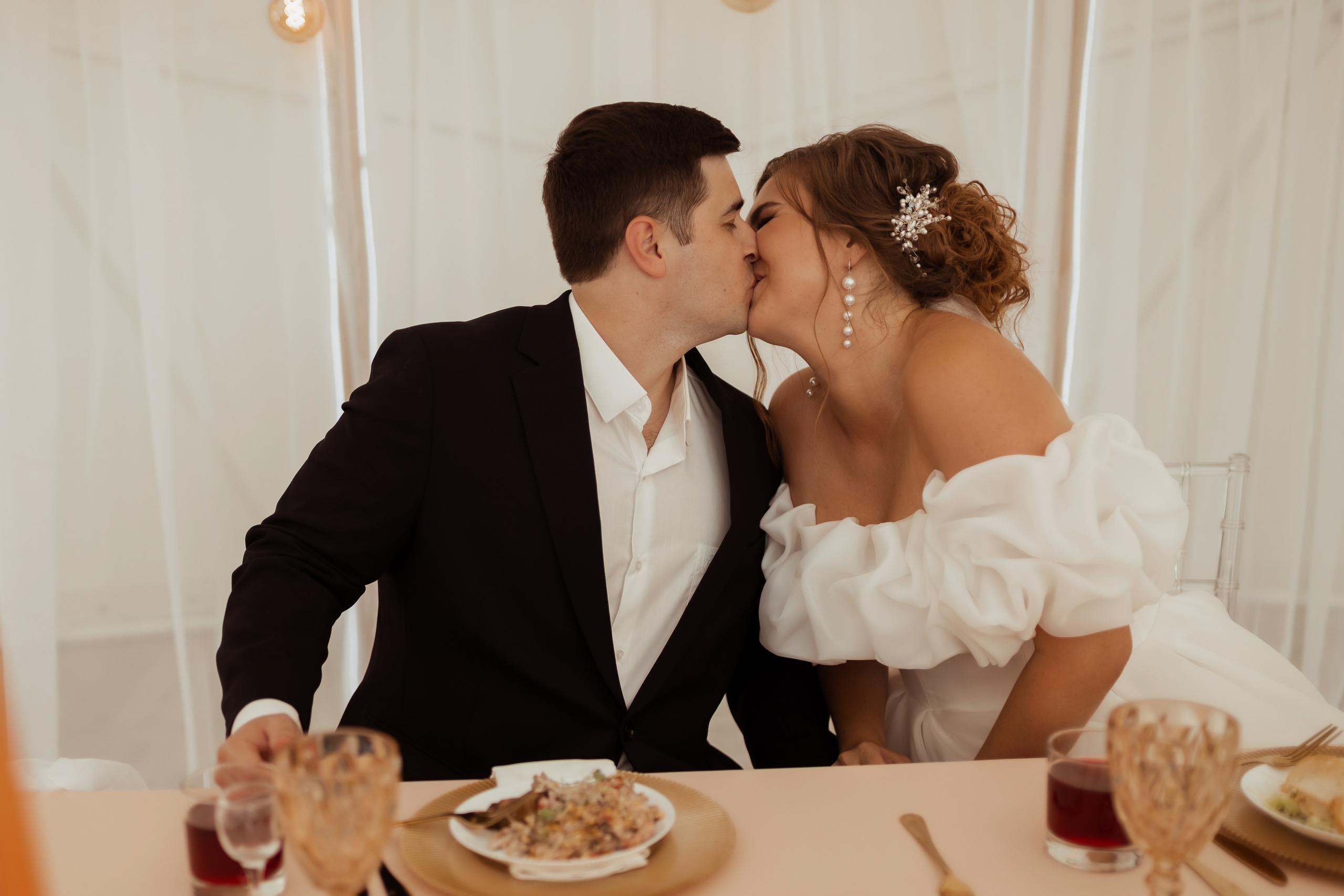 Ваня & Галя (с банкетом). ФОТОГРАФ Маргарита Сивакова | Ярославль Кострома Москва