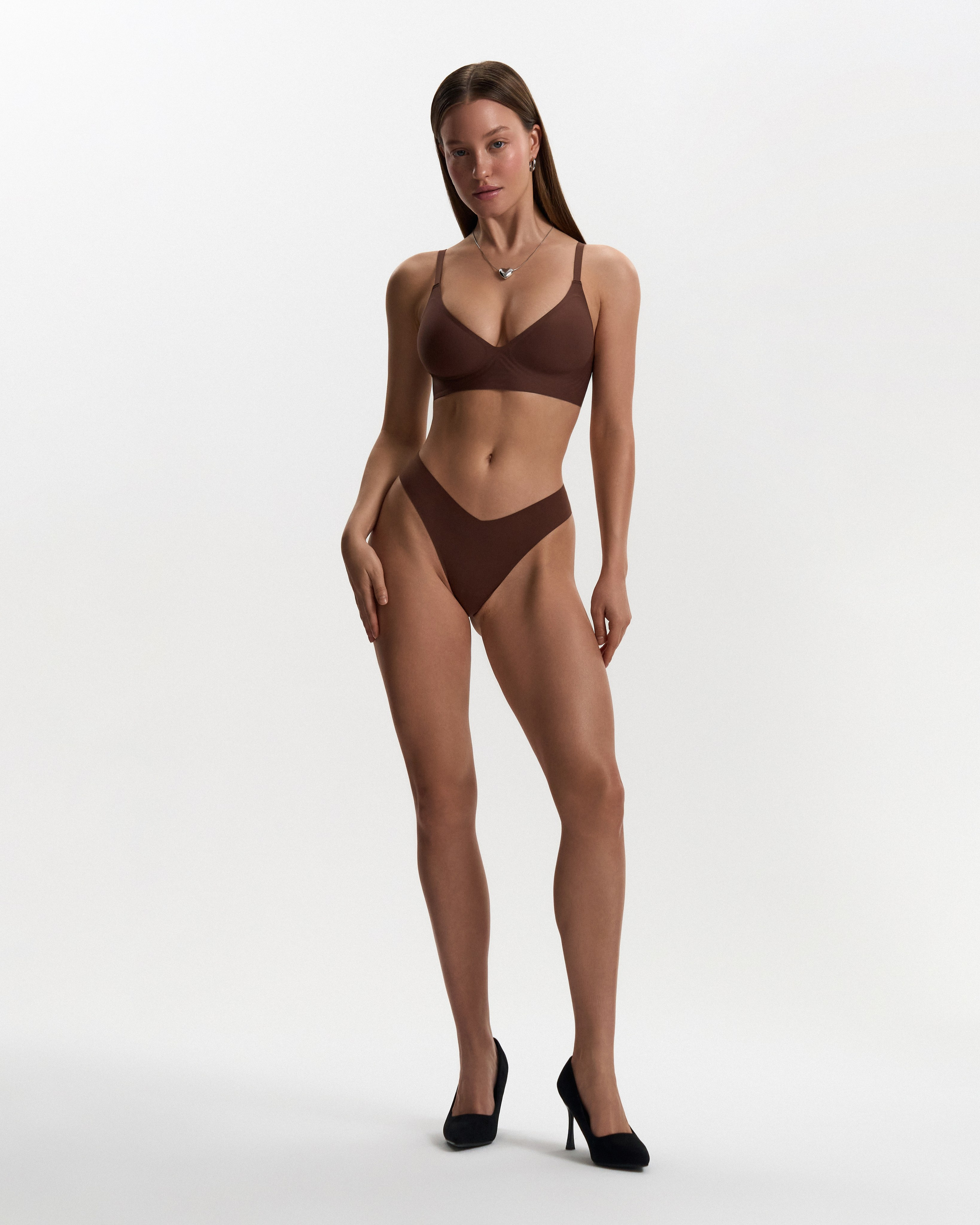 CHOCOLATE BASE. Creative Fashion Photographer & Art Director