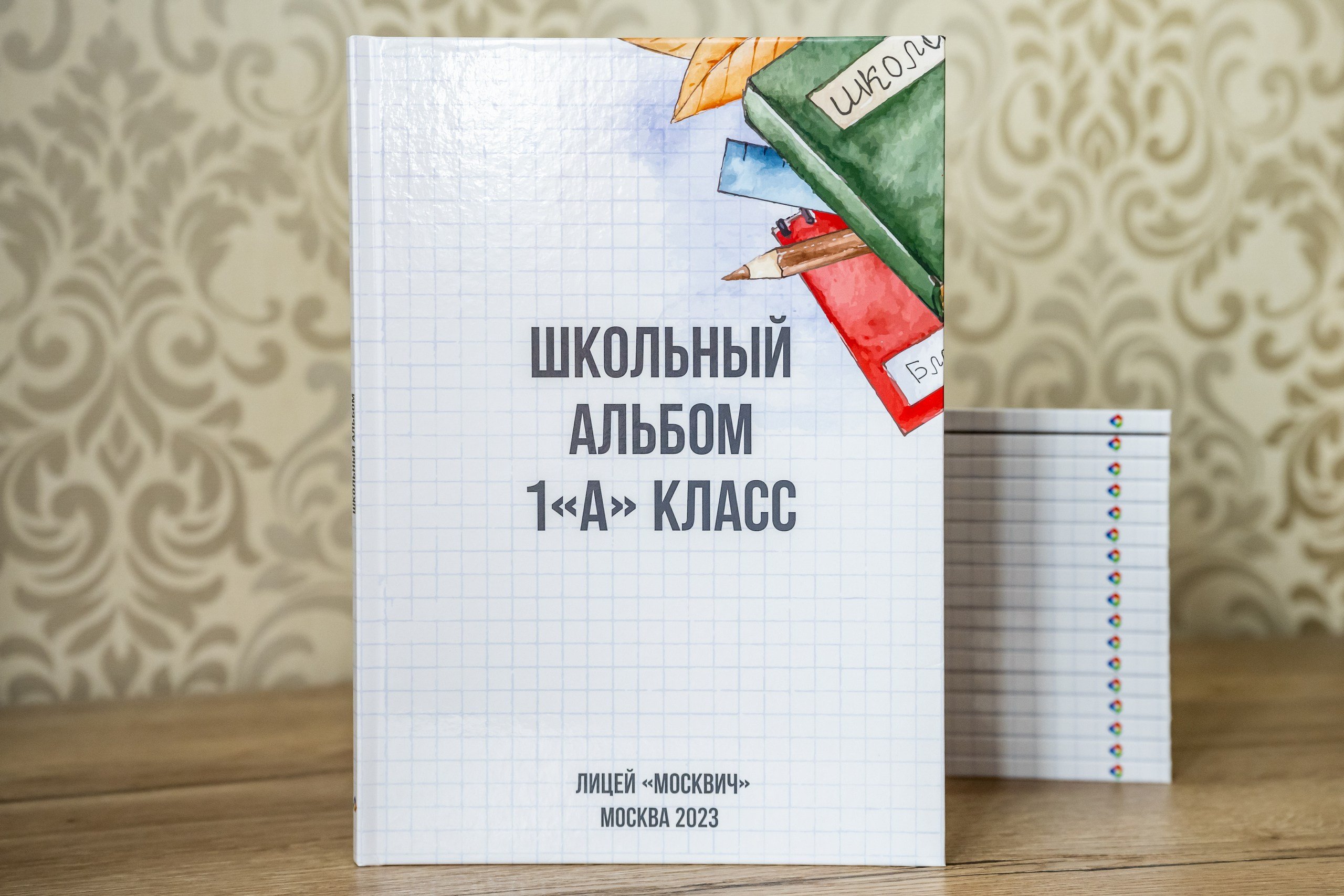 Фотоальбом Стандарт А4. Профессиональная репортажная фотосъёмка, создание выпускных альбомов