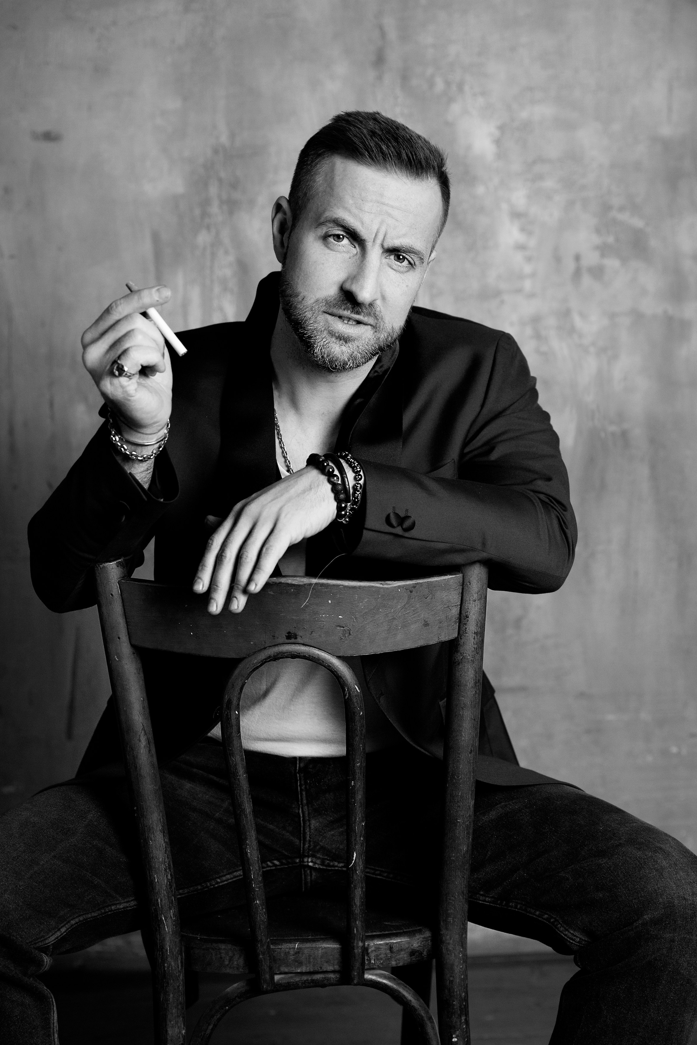 Ведущий Маэстро Менделеев. Фотограф Анна Анисимова. Свадьбы, портреты, творческий репортаж