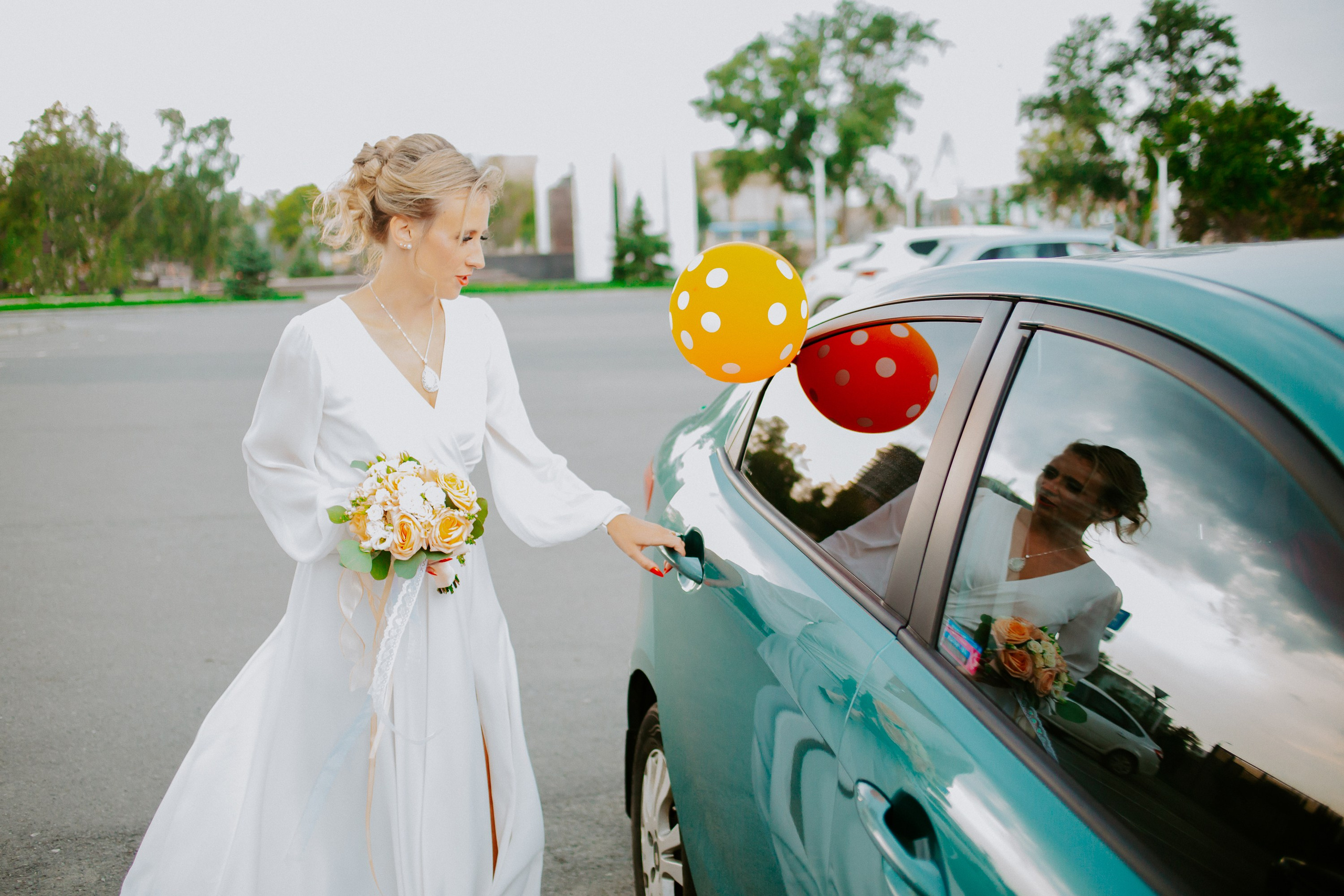 Загс и прогулка. Елена и Виктор. Фотограф в Челябинске Ополихина Анна