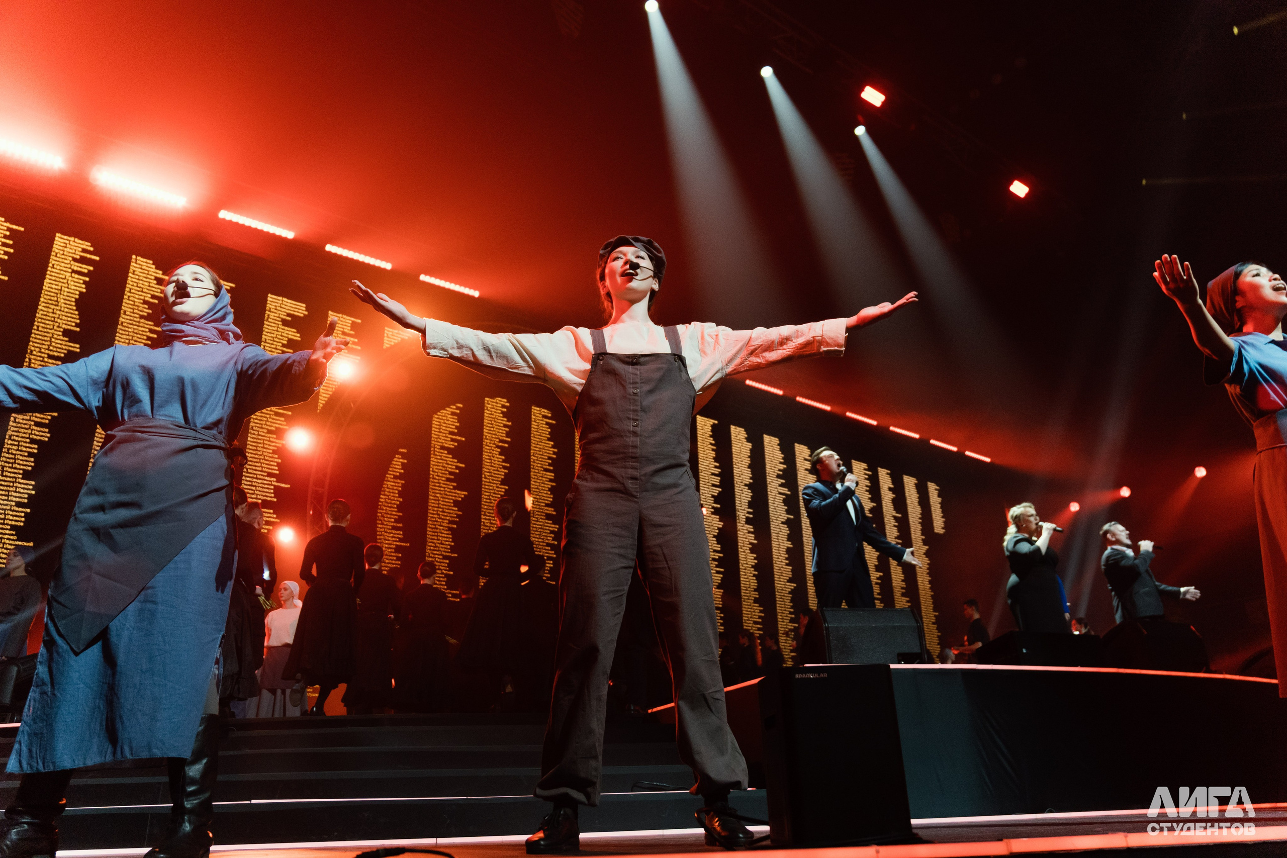 Российская Студенческая Весна 2025. Портретный фотограф в Казани Радомир Заздравных