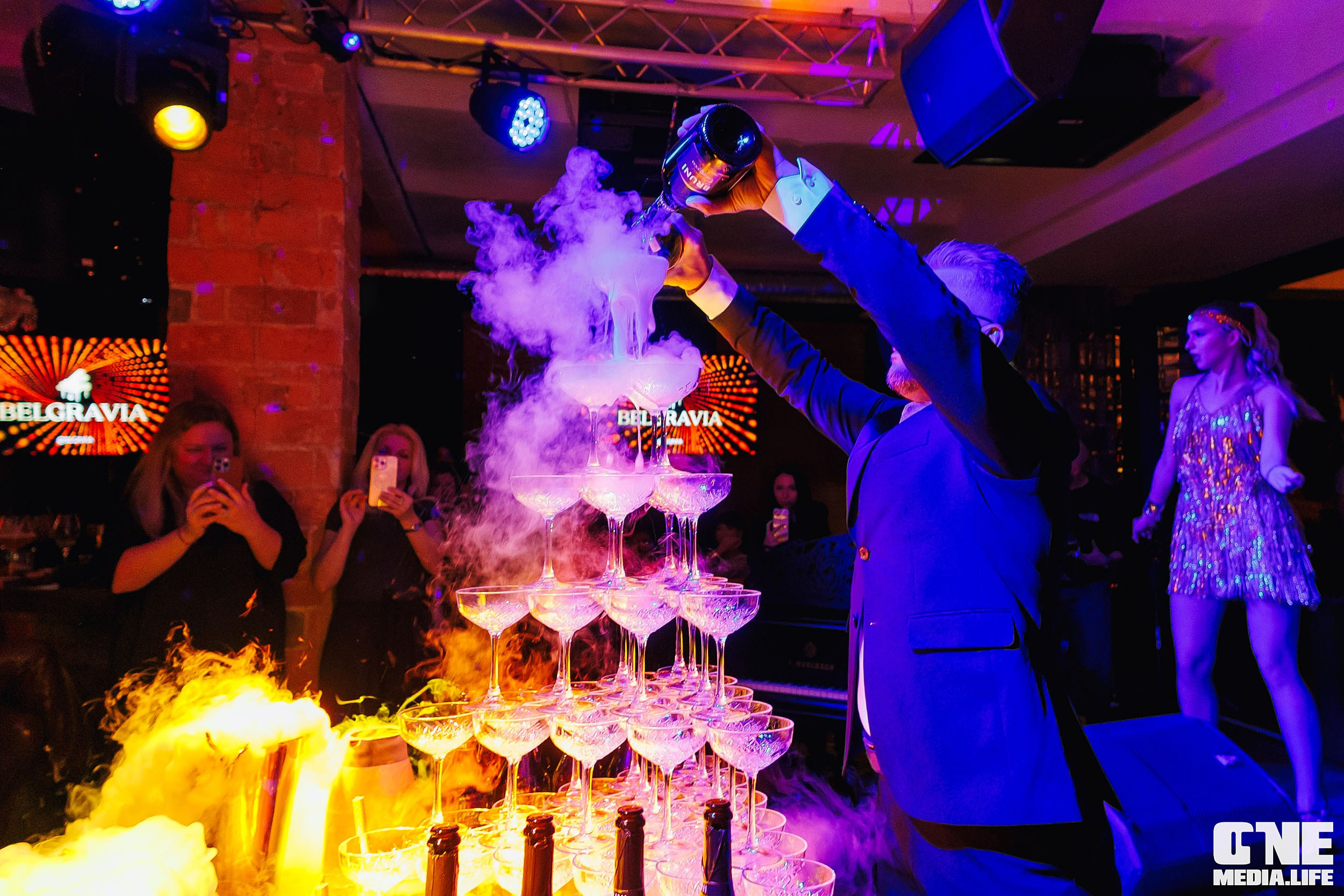 Фоторепортаж из караоке-клуба Белгравия. One Media Life: фоторепортажи, фотоотчеты с мероприятий и заведений