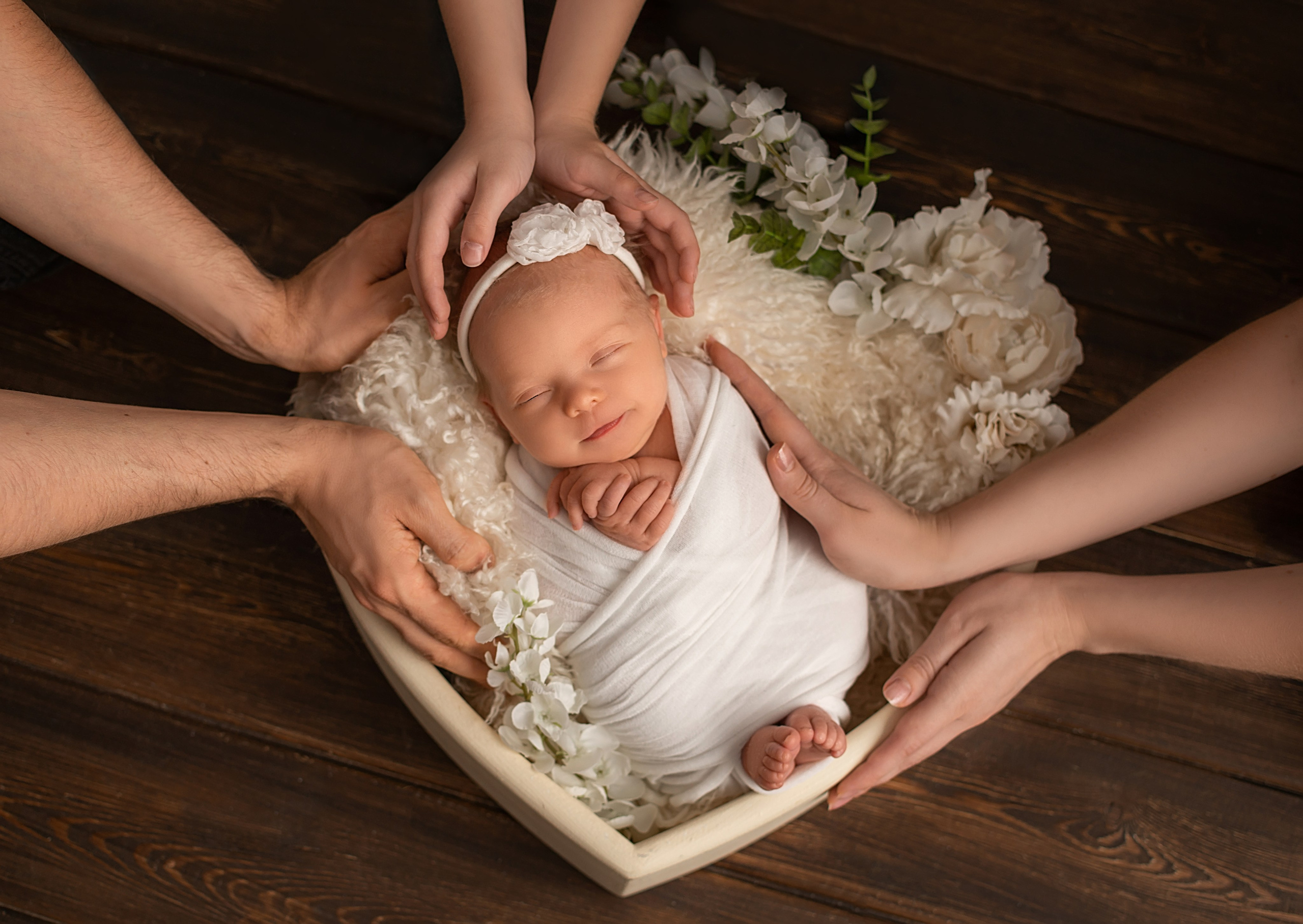 Фотосъёмка новорожденного в Краснодаре в студии. Фотограф новорожденных Краснодар Малышенко Надежда