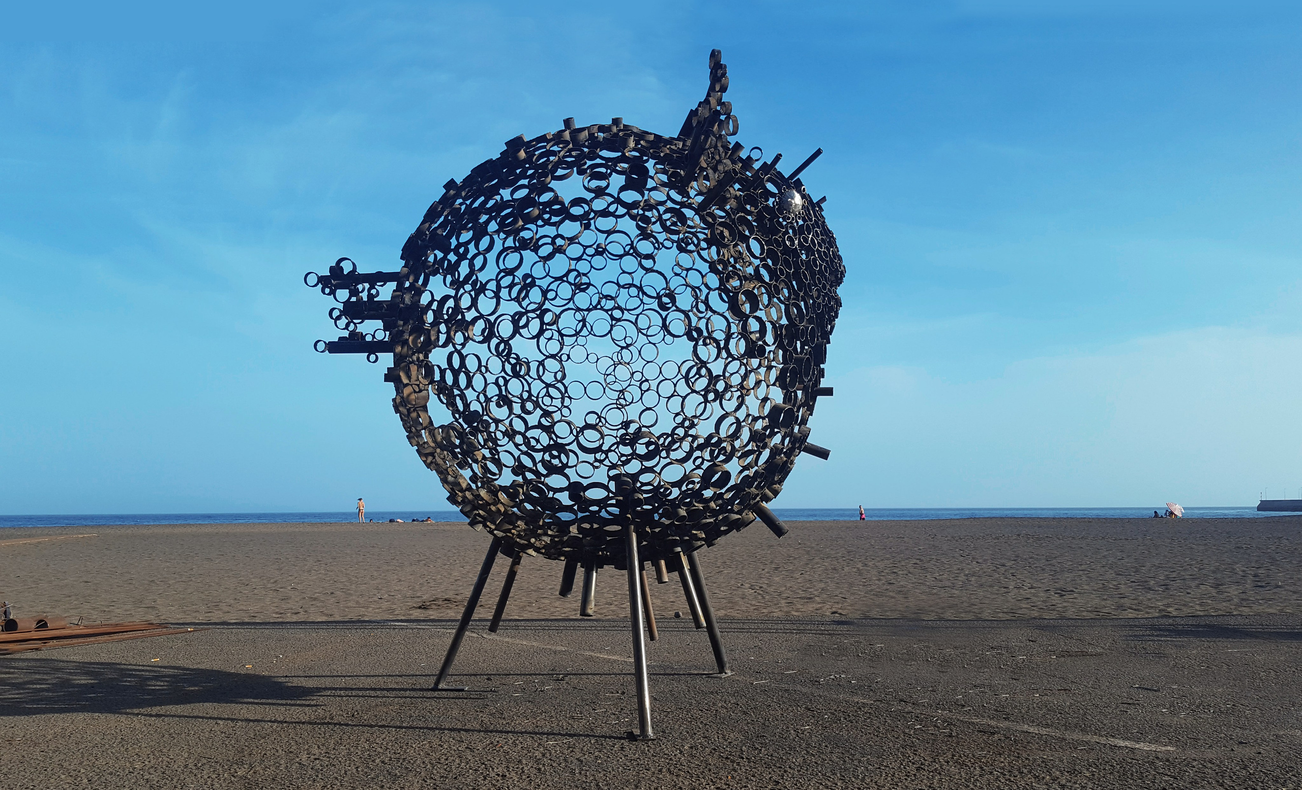 Рыба-шар_Испания _Канарские острова_Фуертевентура_ 2019. Художник — скульптор Антонина Фатхуллина