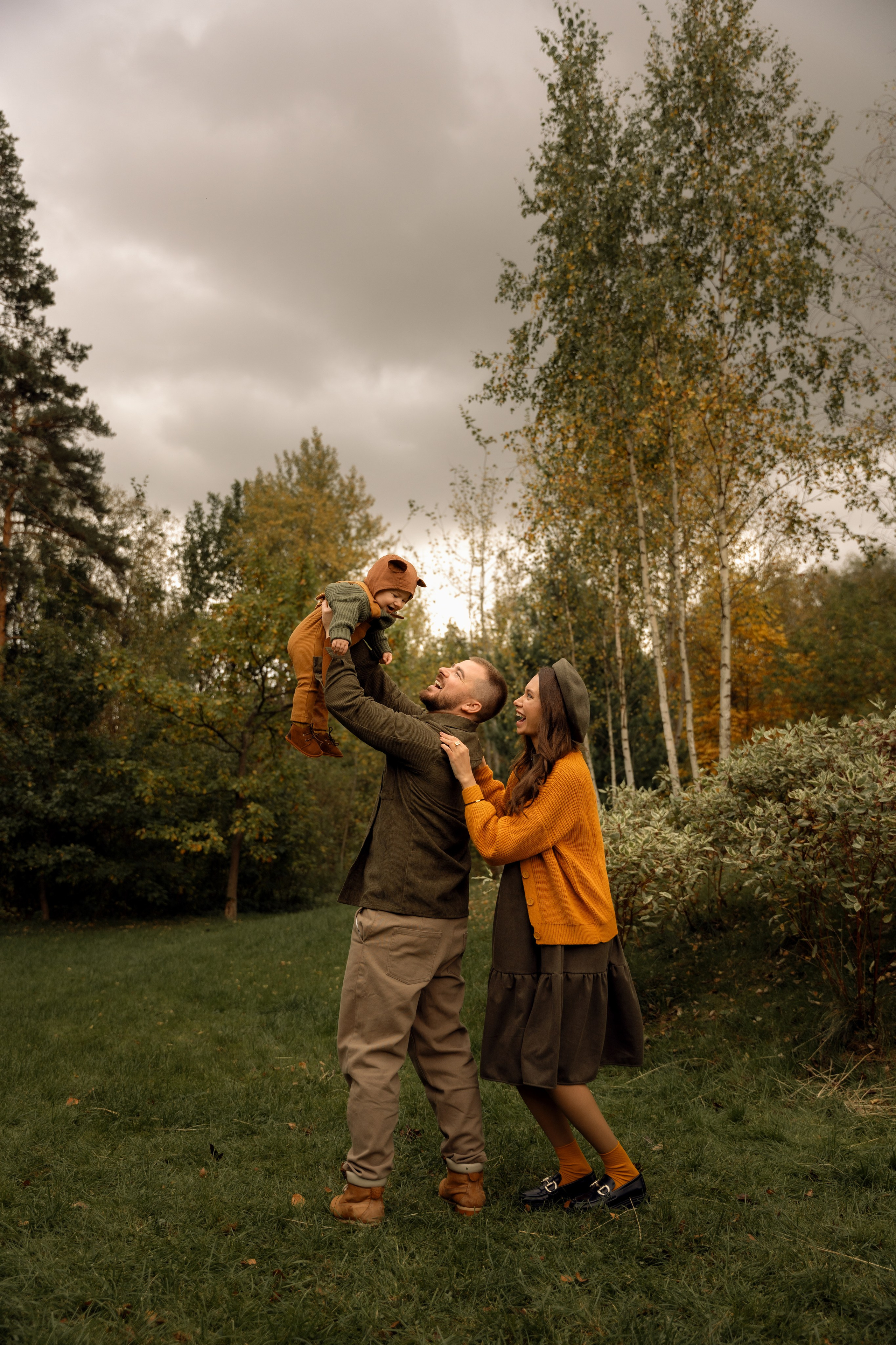 Осень в парке. Семейный фотограф Москва. Фотограф беременности и материнства Москва