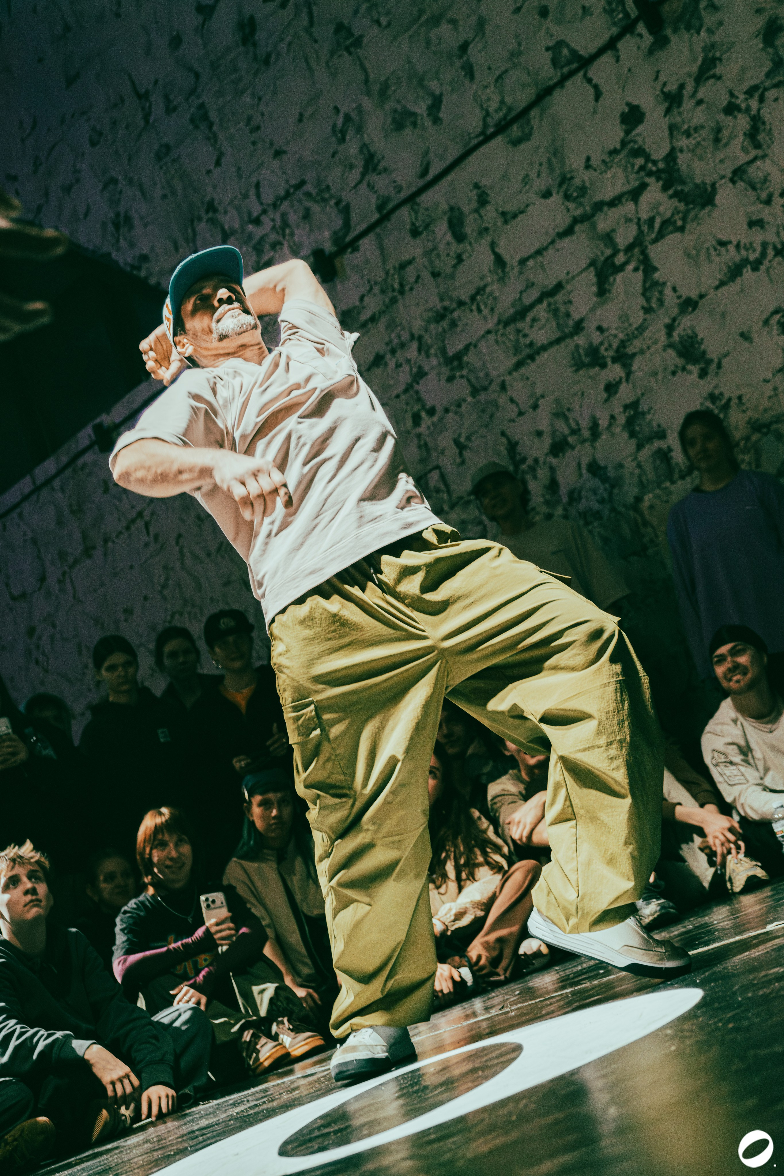 ODD.CLUB 04/04 (@youlovebu). Соня бу тебя сфоткала