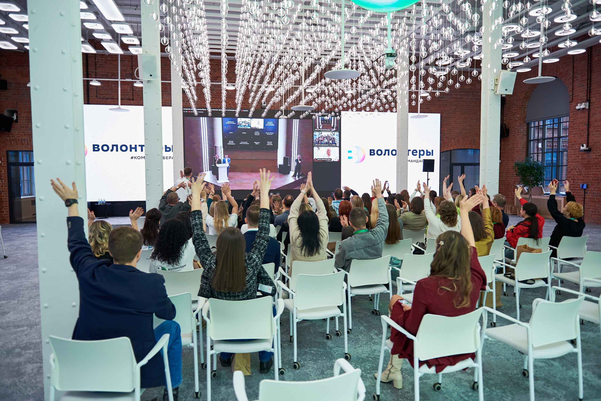 Волонтеры Северо-Запада. Иван Ступа, репортажный фотограф в Санкт-Петербурге и Ленинградской области