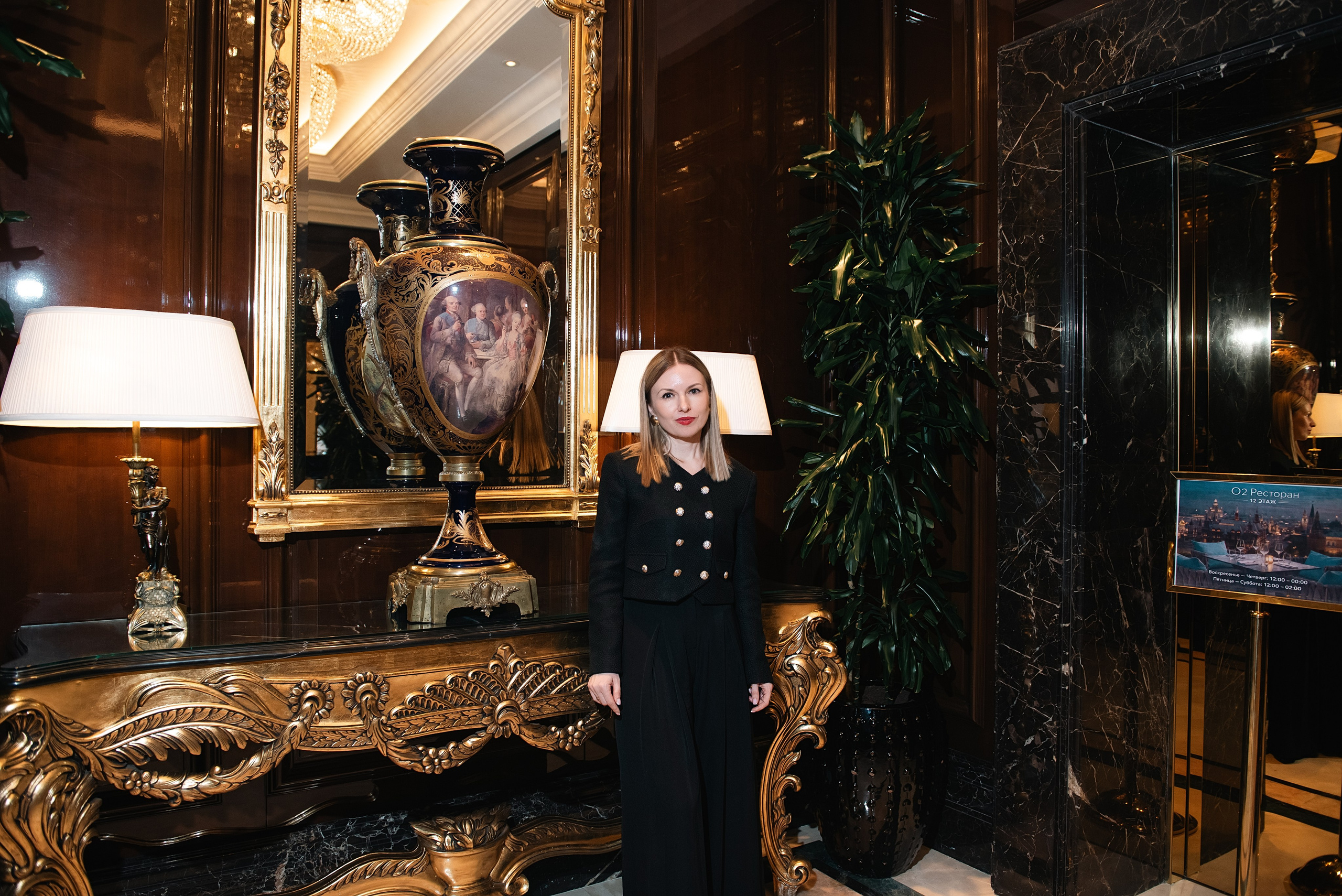 Блогеры, предприниматели. Фотограф, визажист. Москва