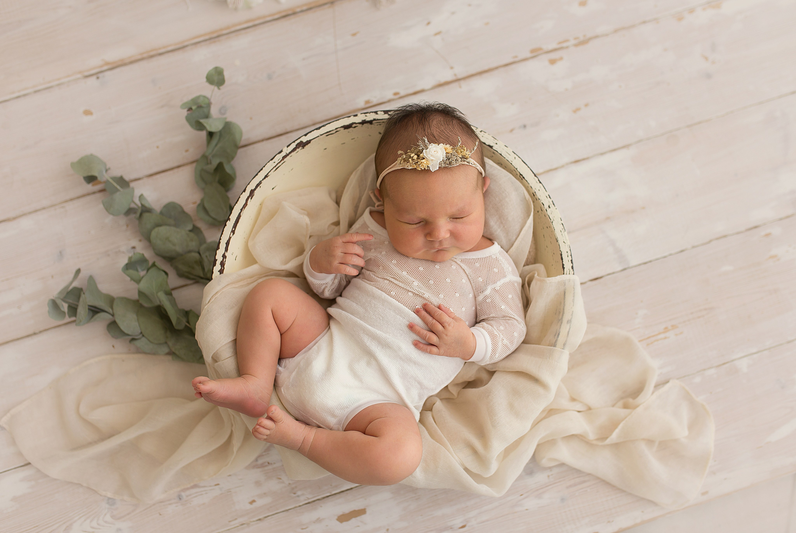 Фотосессия новорождённого. Фотограф новорождённых малышей и детский фотограф В Казани Лана Максим