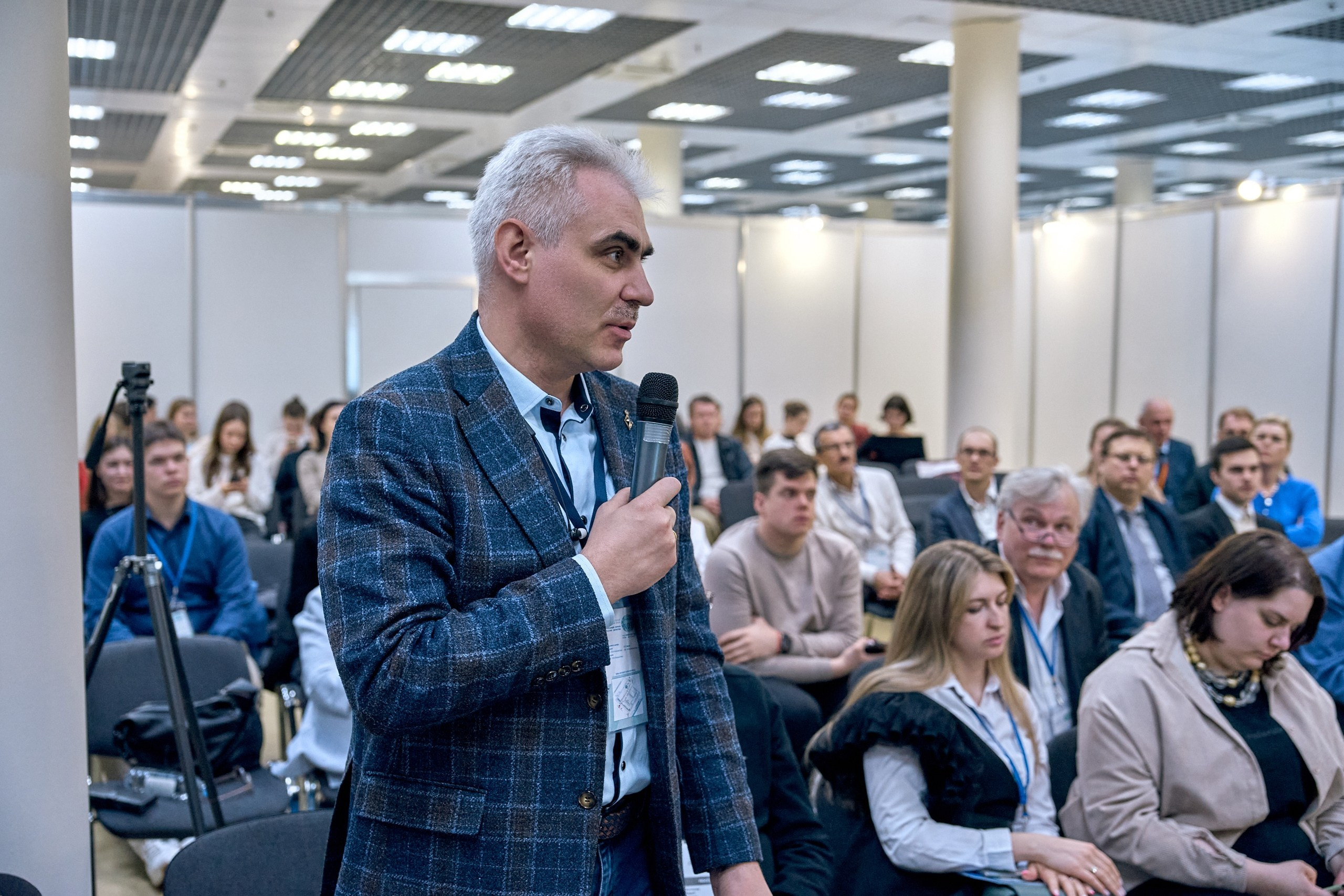 Конференция NDT в Экспоцентре 2024. Контент-фотограф в Москве Тима Забабурин