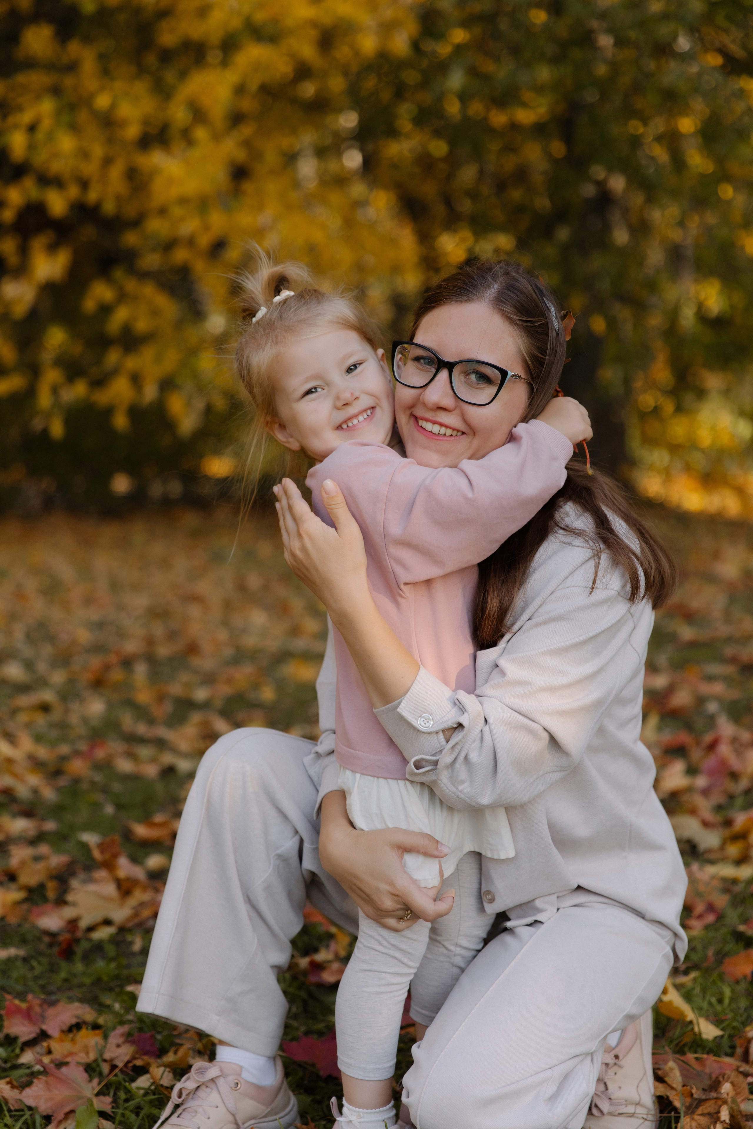 Прогулка Василисы с родителями, дядей и тетей. Семейный и свадебный фотограф в Москве и Зеленограде Пилипенко Юлия