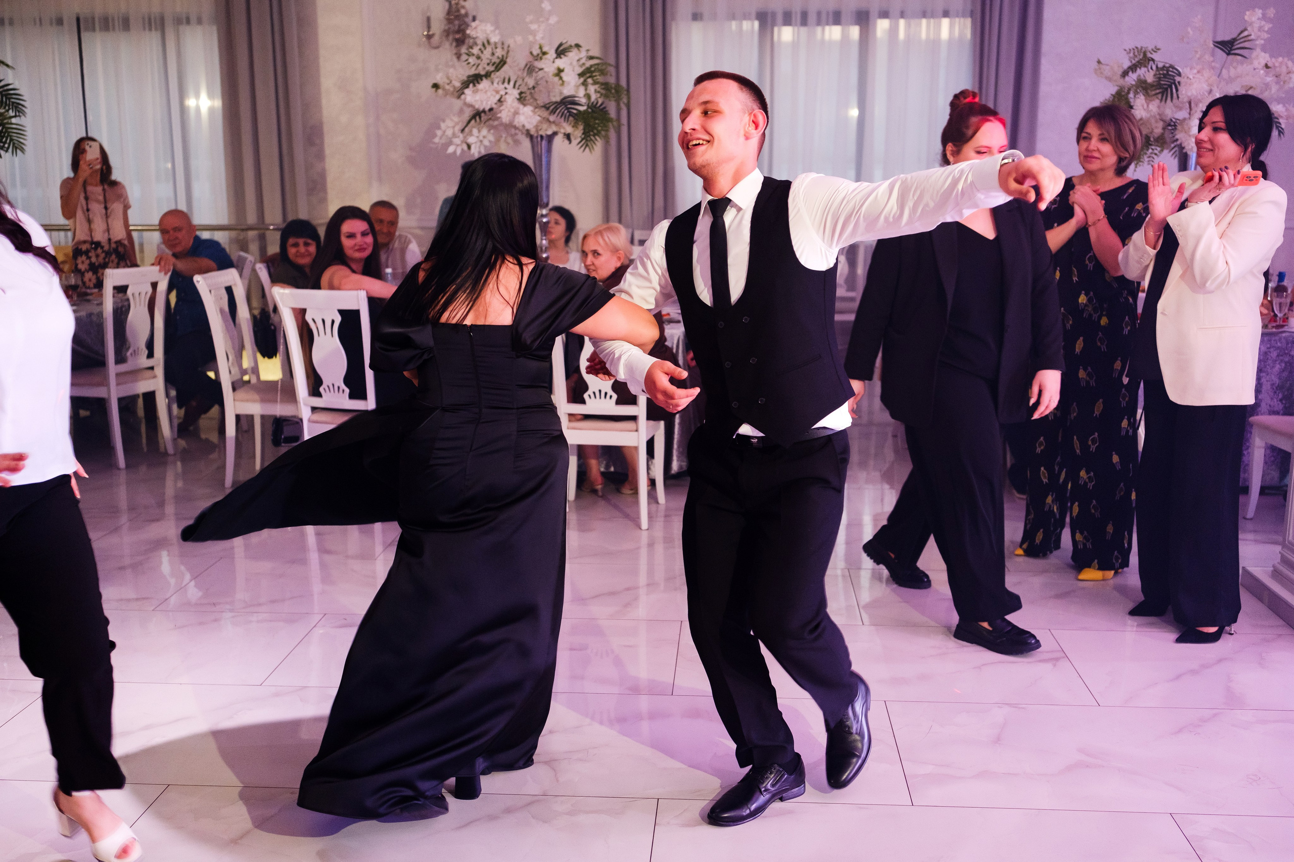 Тазабег и Диана. Свадебный фотограф | репортаж | праздники | крещение