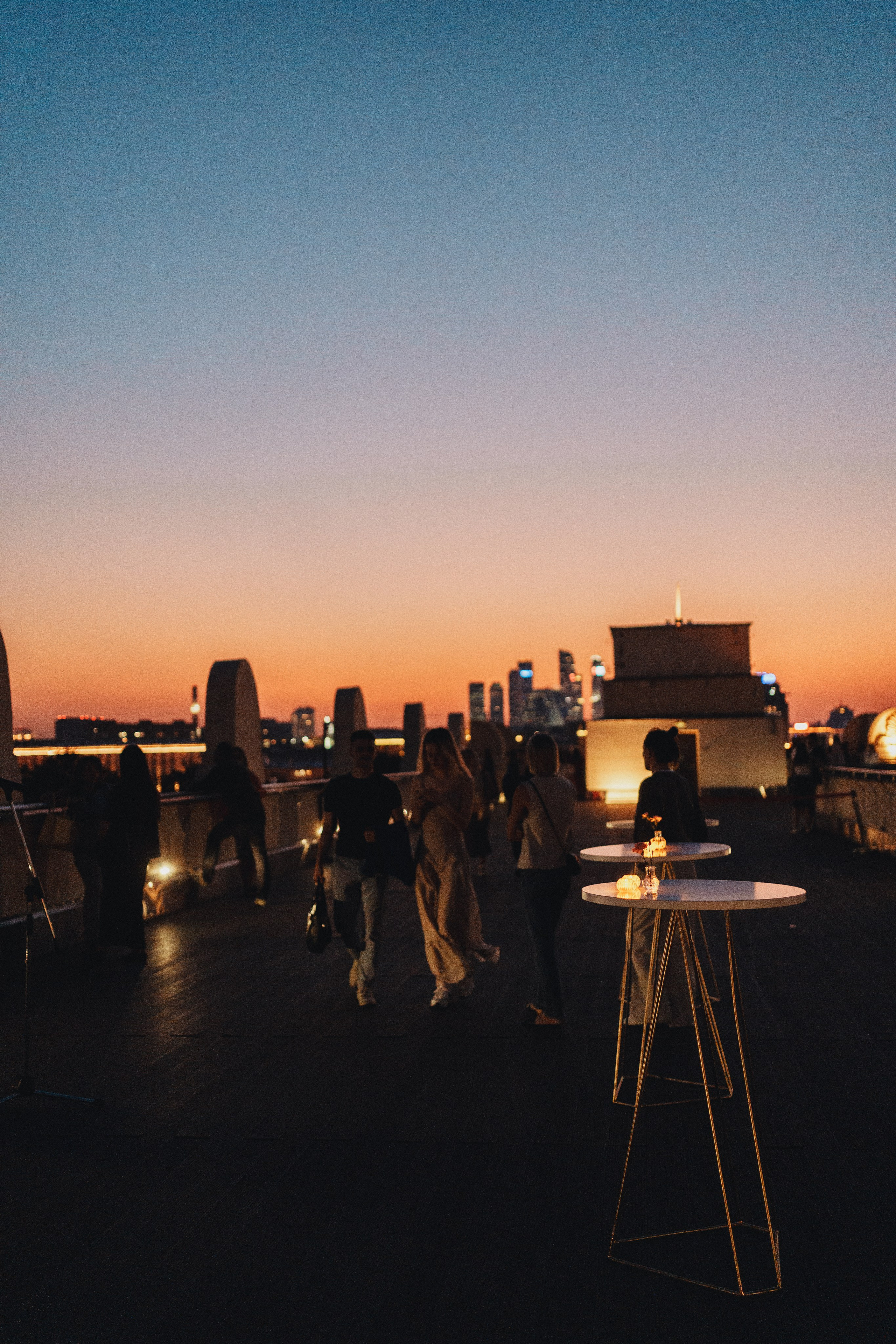 Выставка на крыше Парка Горького. Семейный и детский фотограф и видеограф в Москве, Серпухове и Тарусе Валерия Сорокина