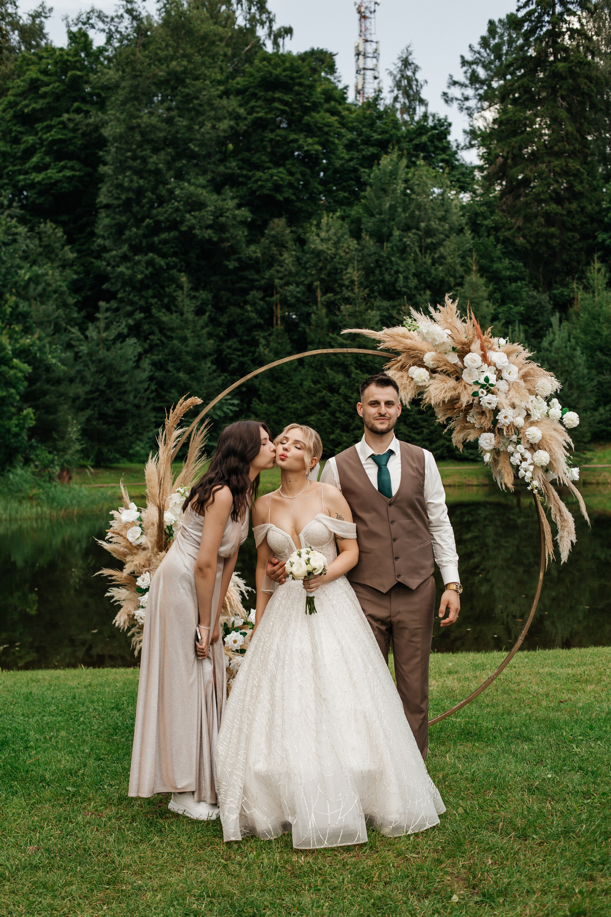 Wedding «Fairy tale». Свадебные фотограф и видеограф Наталья и Анатолий Новиковы СПб