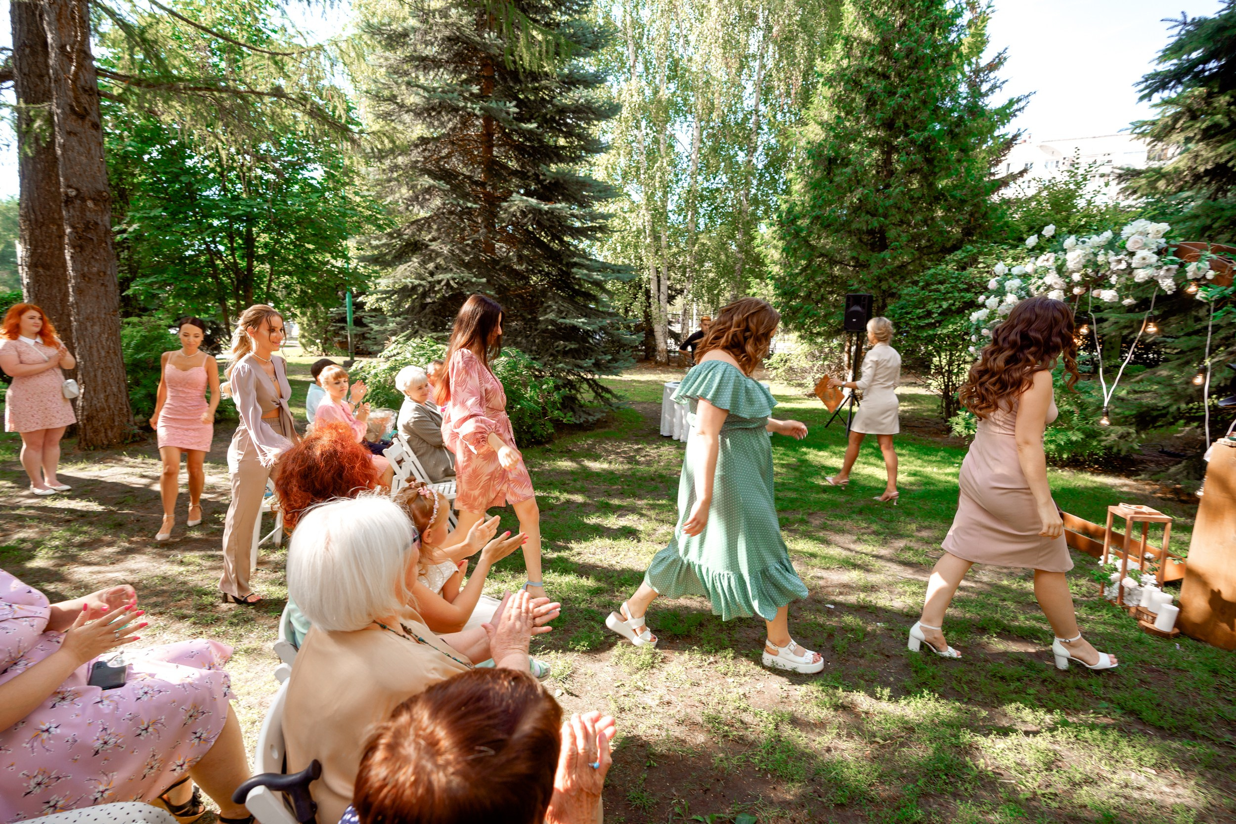 Свадебный банкет молодожен. Выездная регистрация свадьбы. Свадьба Тольятти. Ресторан Маленький Париж. Свадебный фотограф Тольятти. Фотограф в Тольятти Андрей Медведев