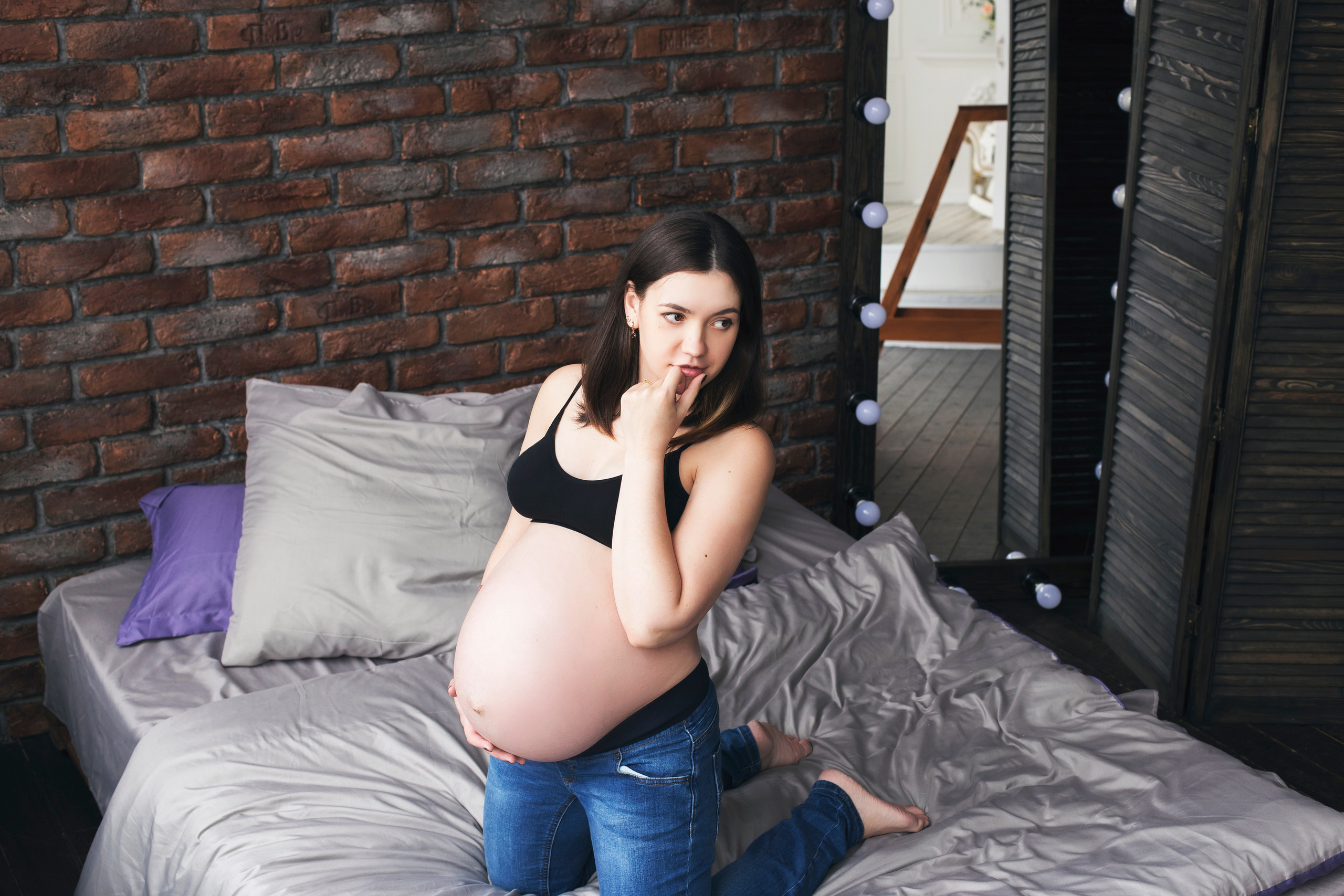 Съемка беременности в студии. Фотограф новорожденных и детский в Сергиевом Посаде Кругликова Юлия