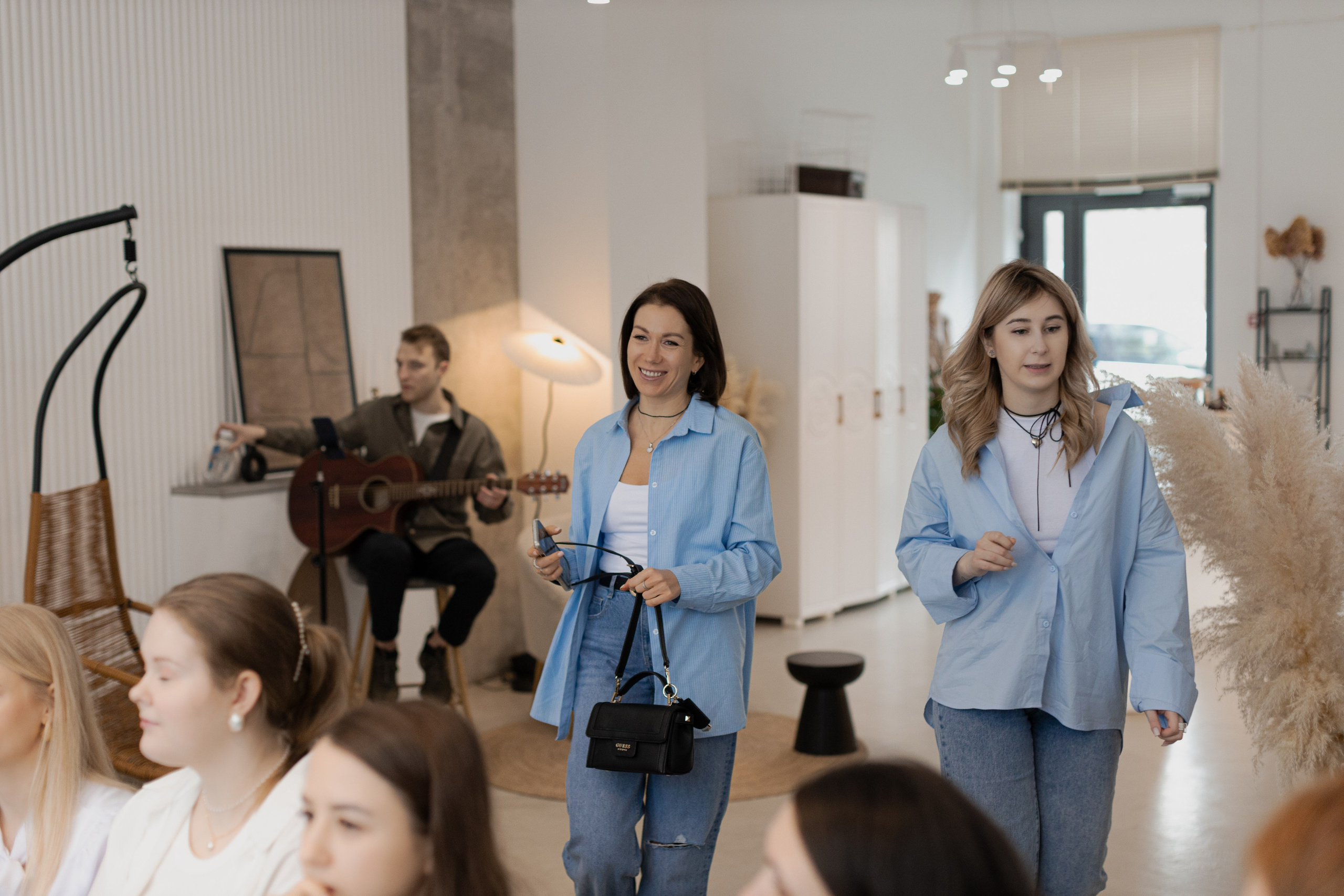 Встреча женского клуба. Фотограф Анастасия Пинчук