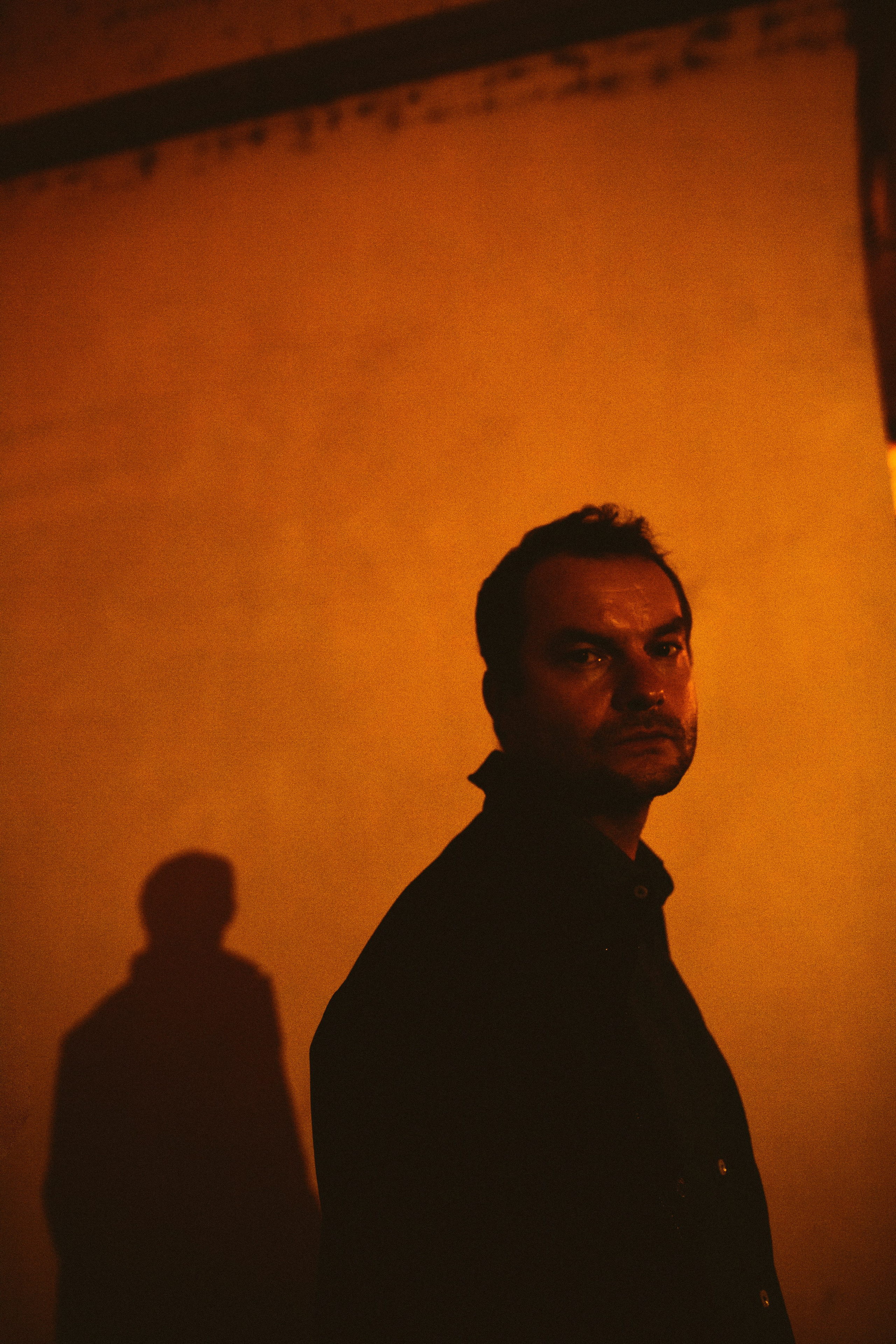 Денис. Ольга Пилант. АРТ, бэкстейдж, свадебная и семейная фотография, городской портрет, интерьерная фотография