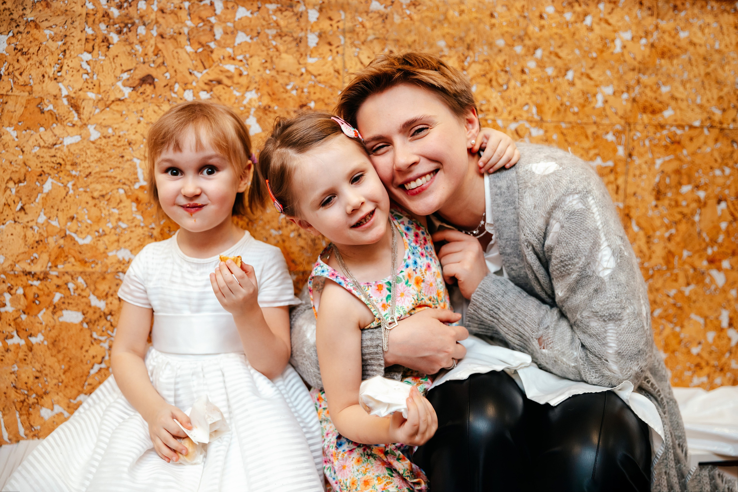 8 марта в Монтессори-саду. Семейный lifestyle фотограф в Санкт-Петербурге Людмила Пахомова