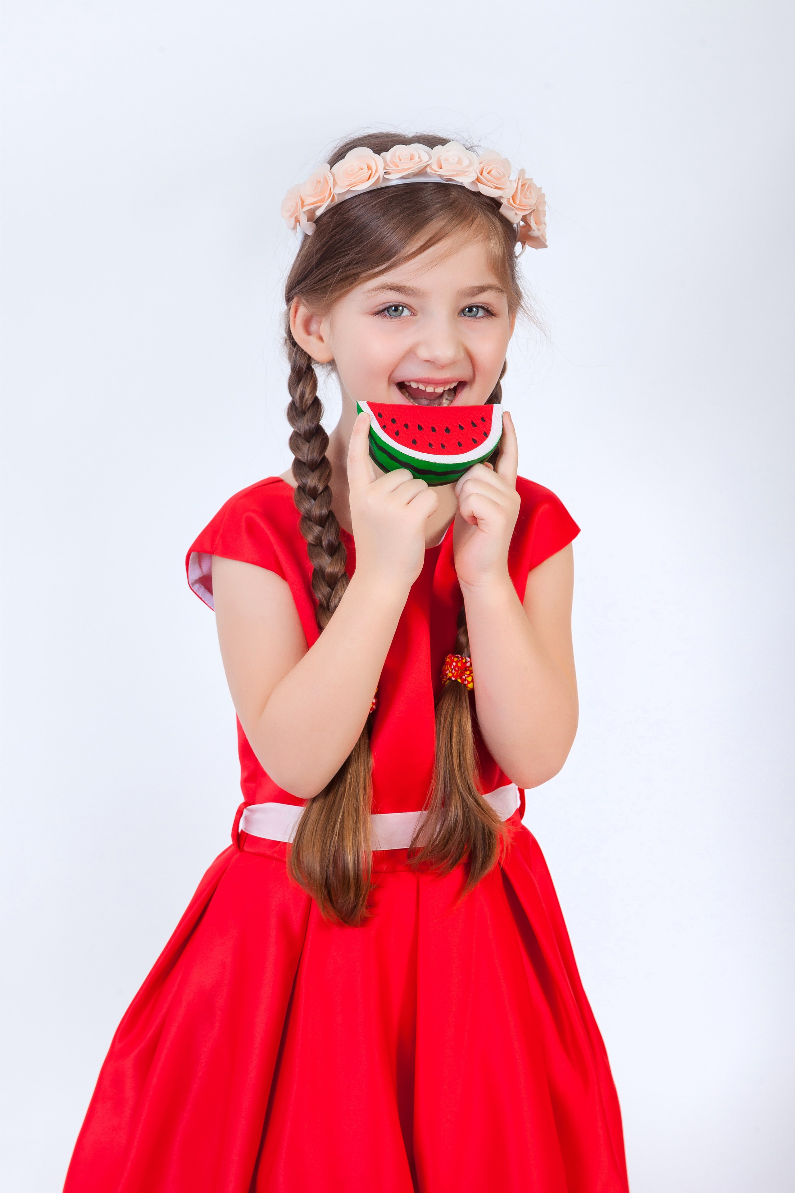 Детский выпускной альбом. Выпускные альбомы в Москве и Подмосковье