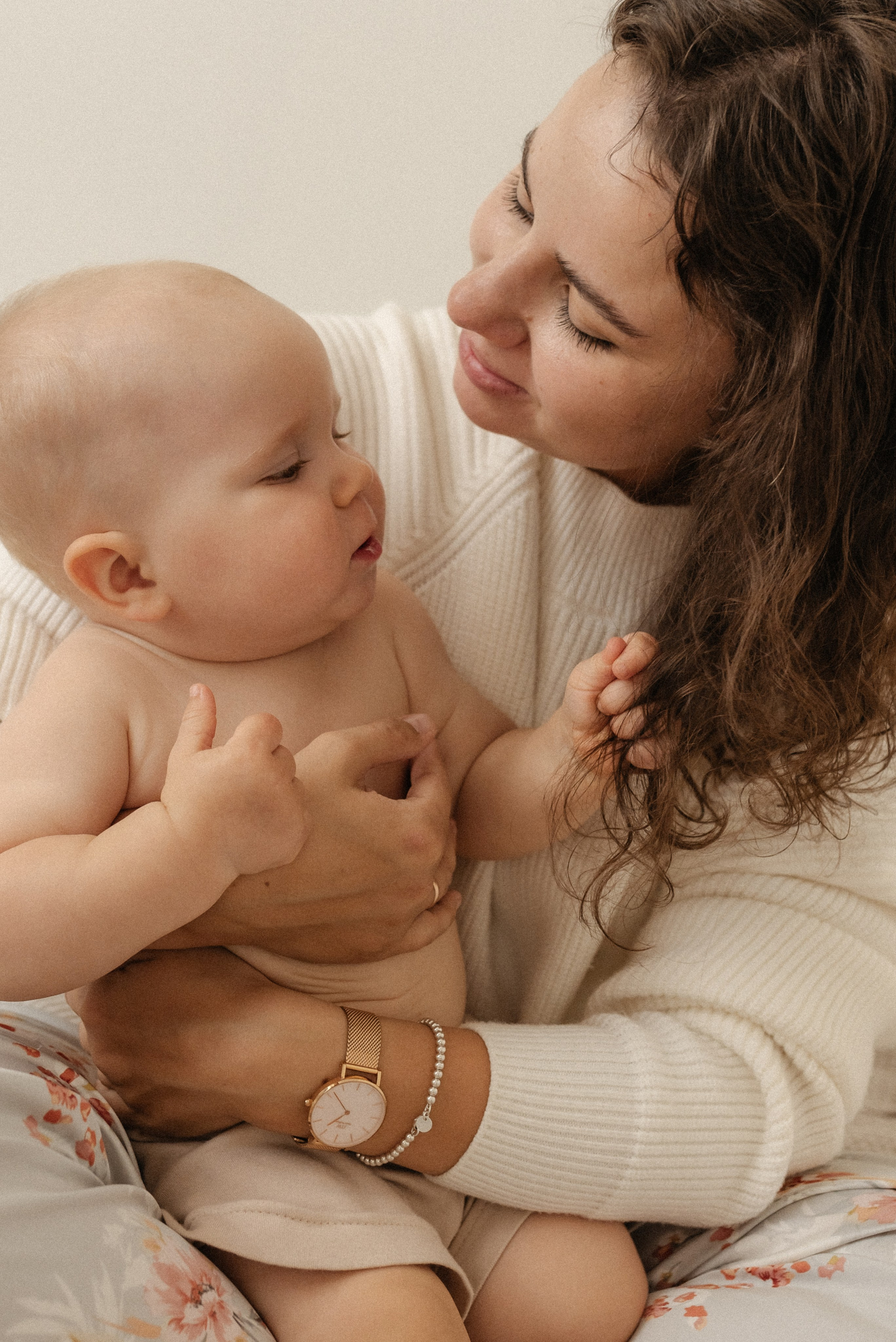 Семейная фотосессия дома с малышом. Семейный и портретный фотограф Нижний Новгород
