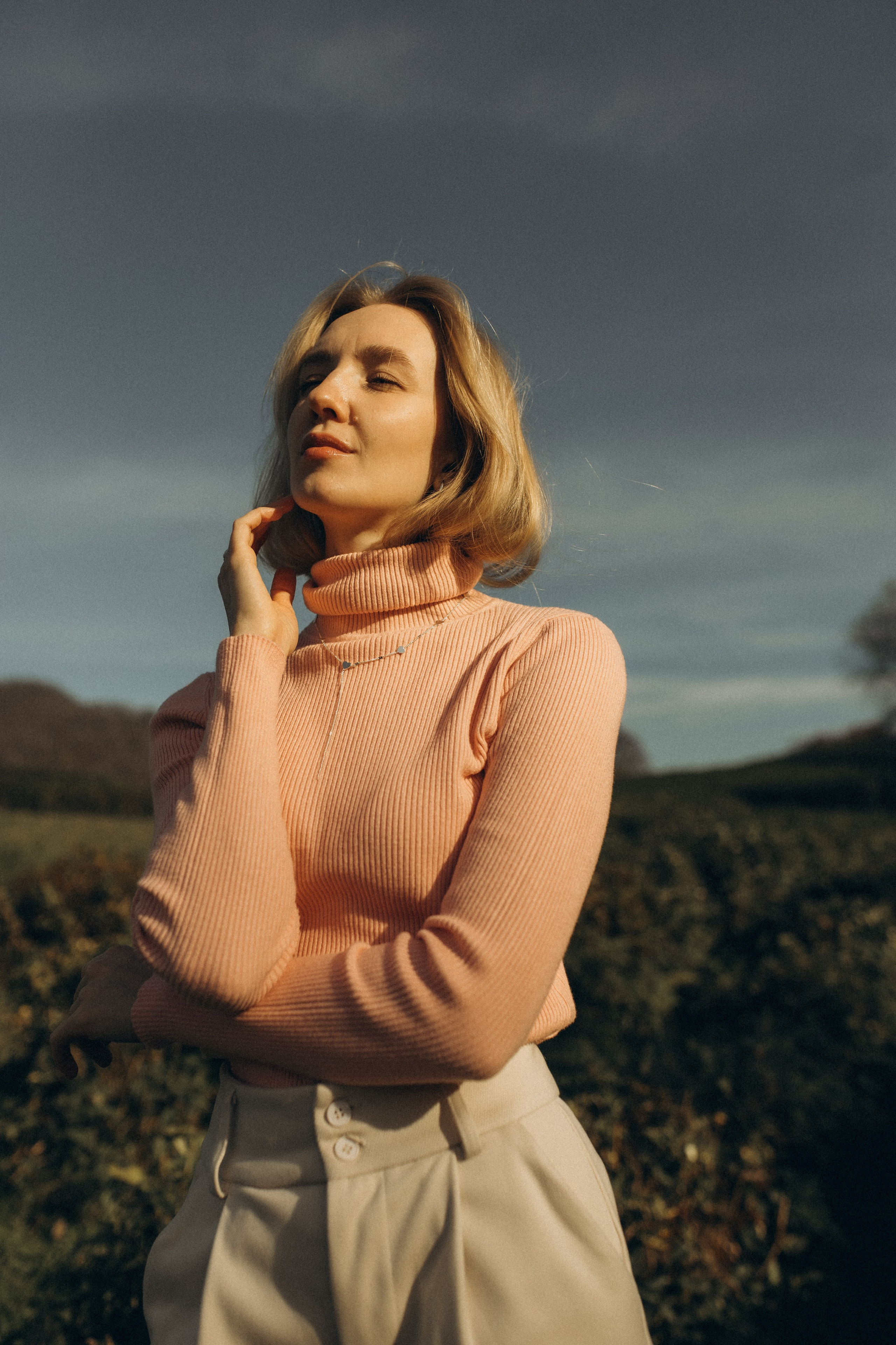 Женский портрет фотосессия. Яна Романова Семейный фотограф в Сочи и Адлере