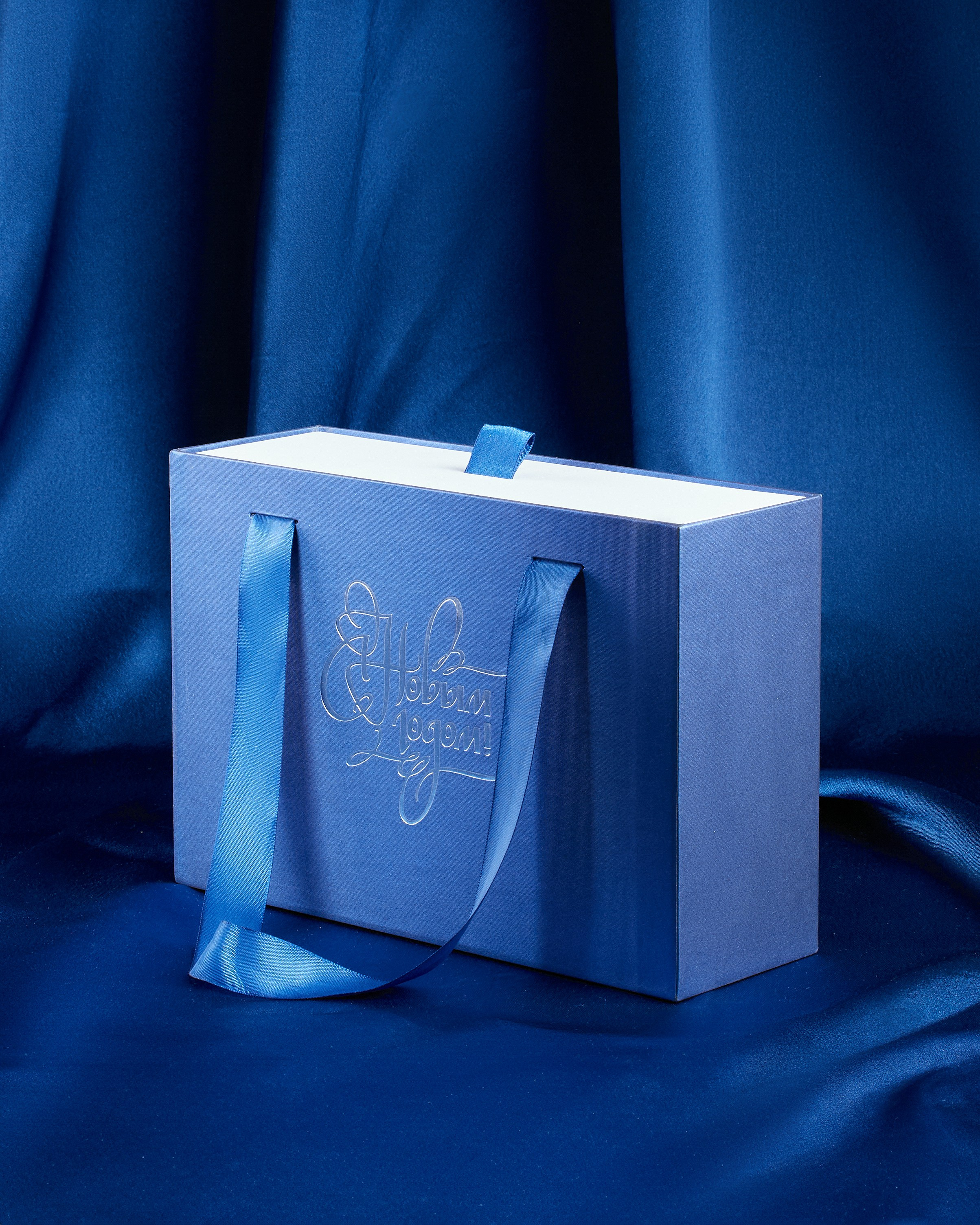 Съёмка для производства премиум-упаковки «Эстетис» — Полина Юрина, Екатеринбург. Юрина Полина, фотограф из Екатеринбурга