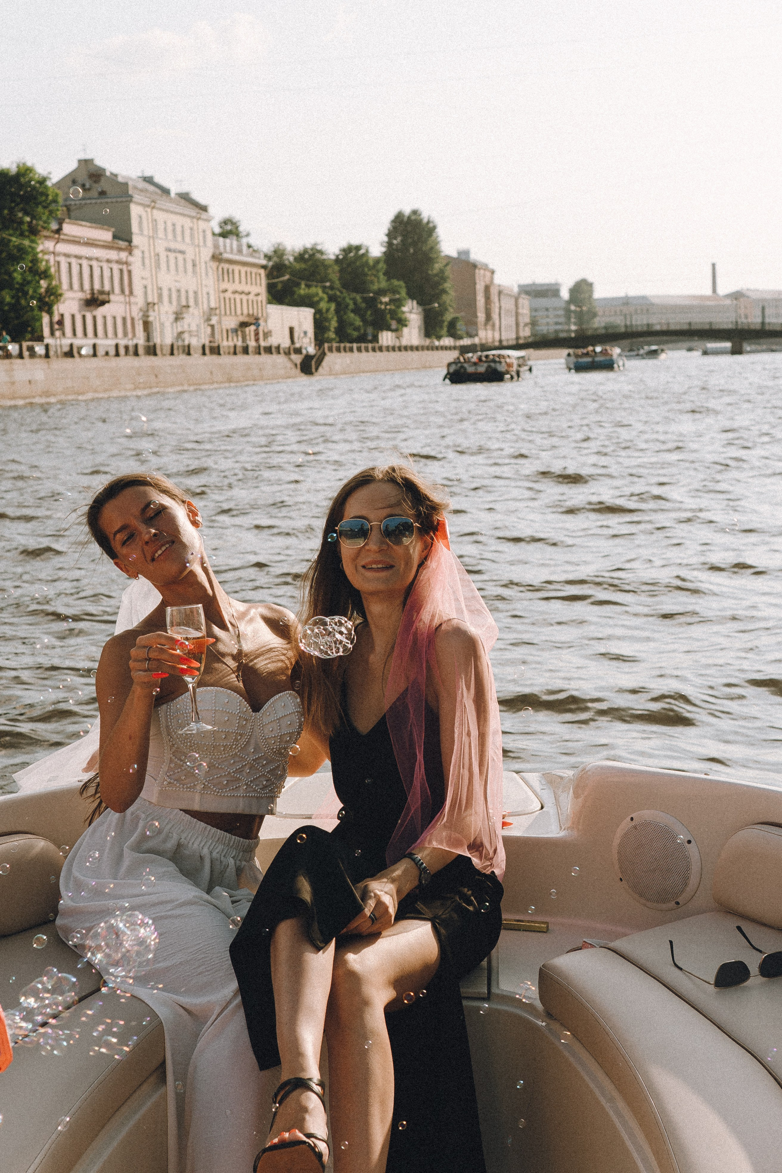 ДЕВИЧНИК НА КАТЕРЕ. Профессиональный фотограф, Санкт-Петербург — Виктория Богомолова