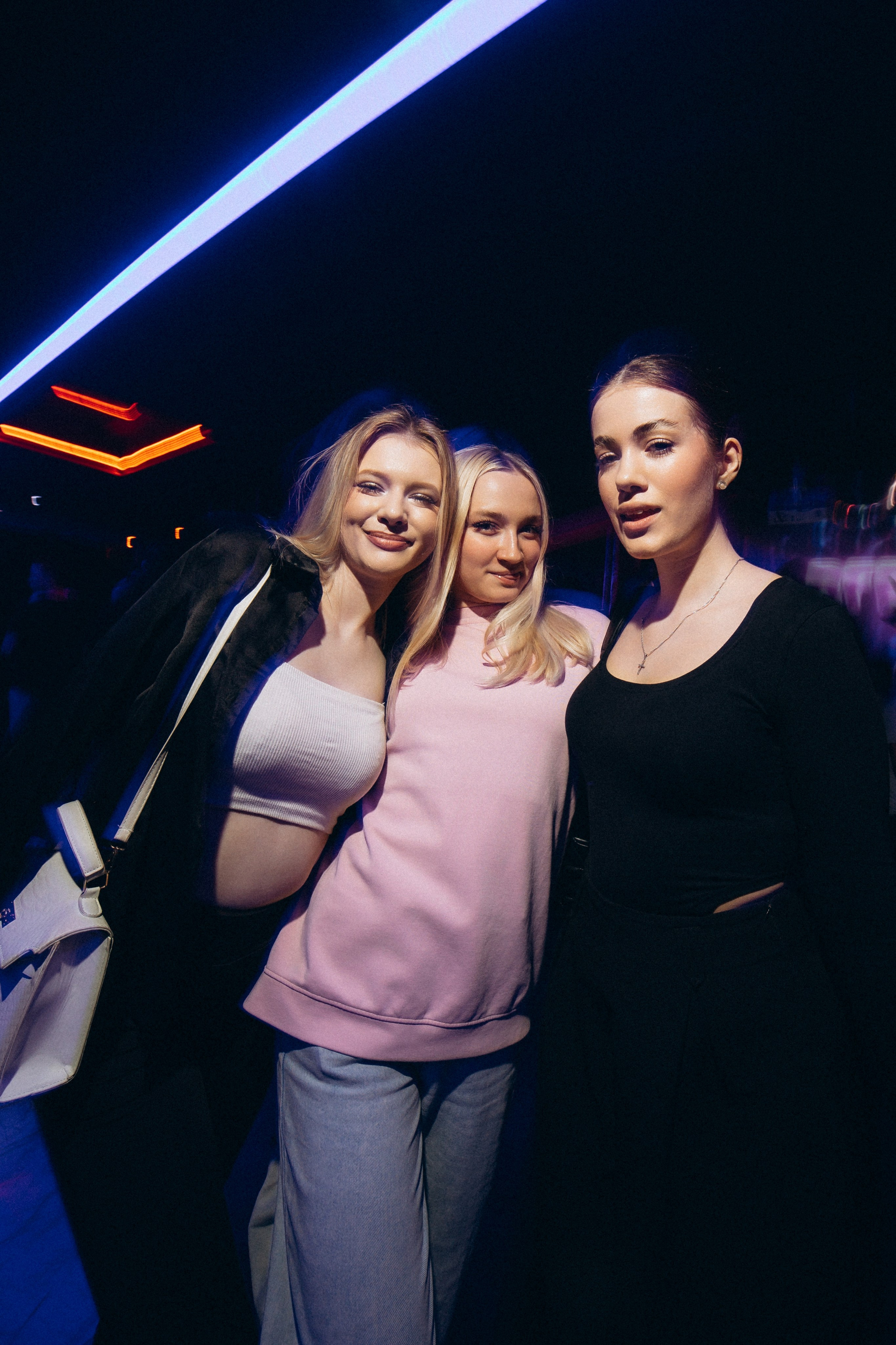 Bless 19-04-25. Свадебный фотограф Роман Медведев , Минск, Беларусь