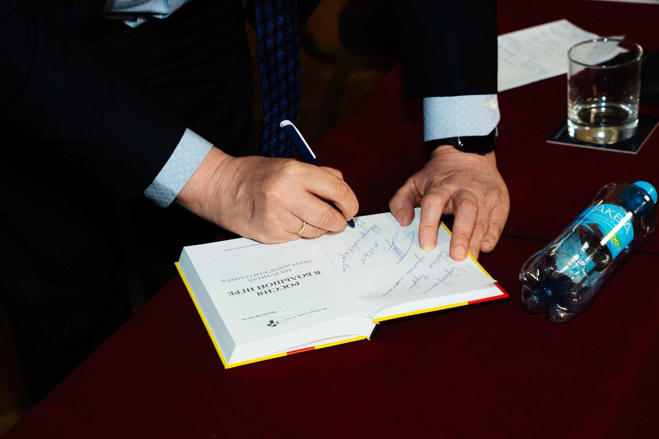 Портфолио репортажных фотосъемок. Репортажный и свадебный фотограф Алексей Полячек