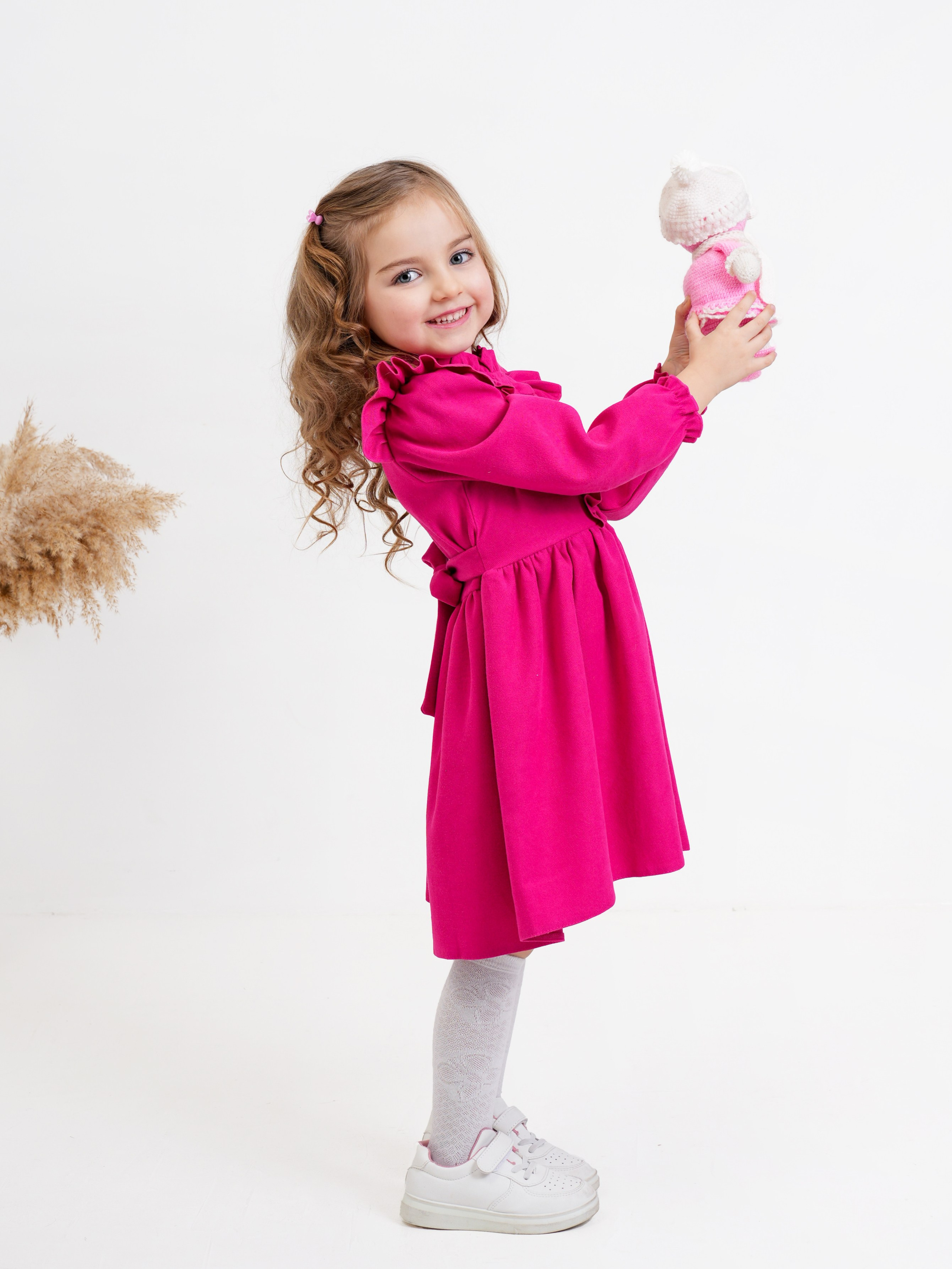 Мила П. ТМ Продакшн — Съемка для маркетплейсов в Москве