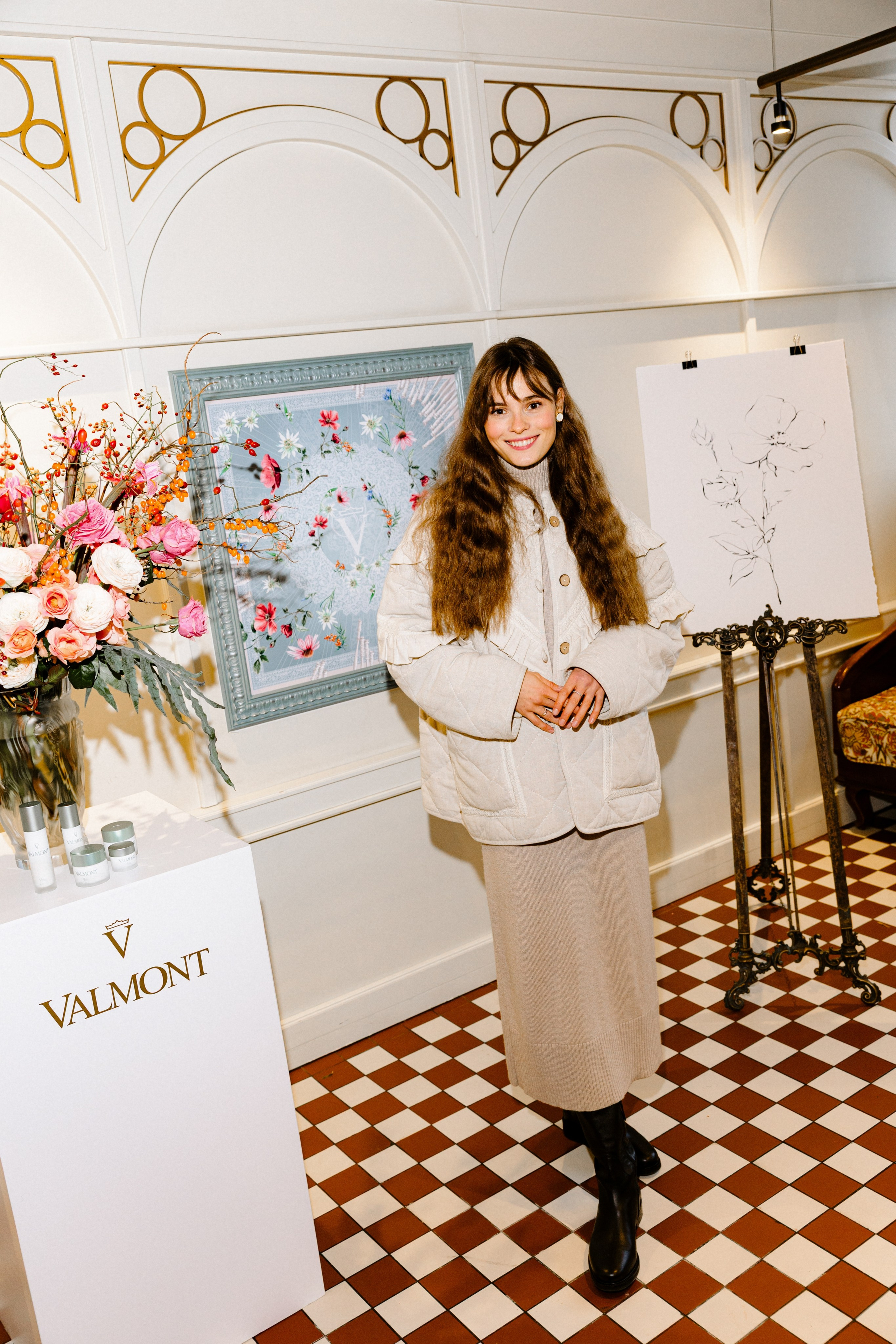 For VALMONT. Костя Жуков — фотограф в Москве