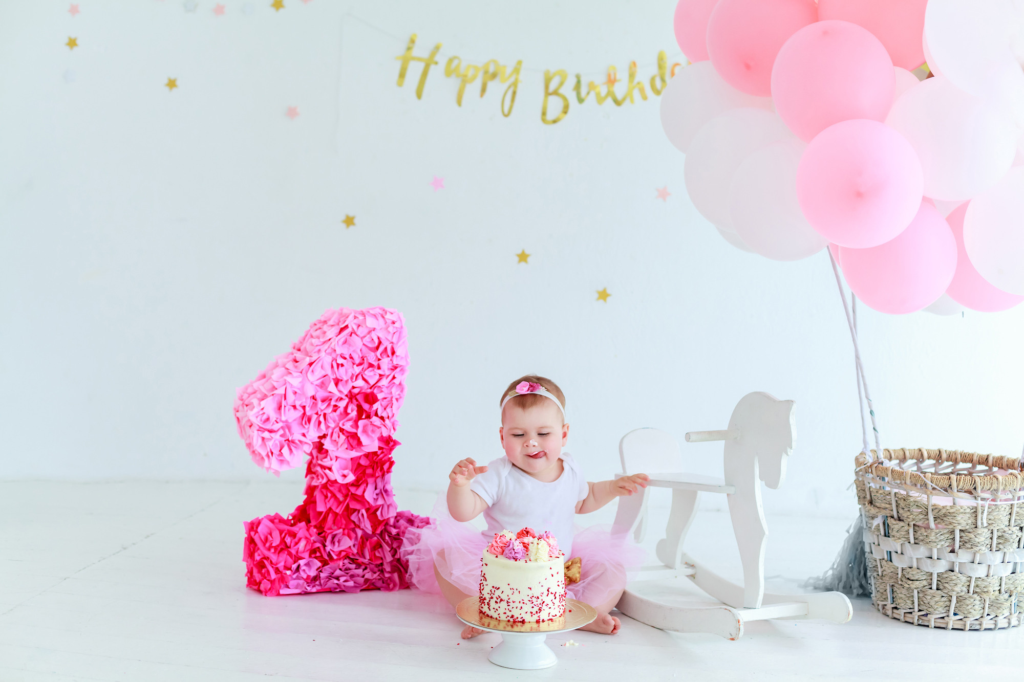 ДЕНЬ РОЖДЕНИЯ МАЛЫША. Фотограф новорожденных — ньюборн фотосессия Москва Анна Миронченко