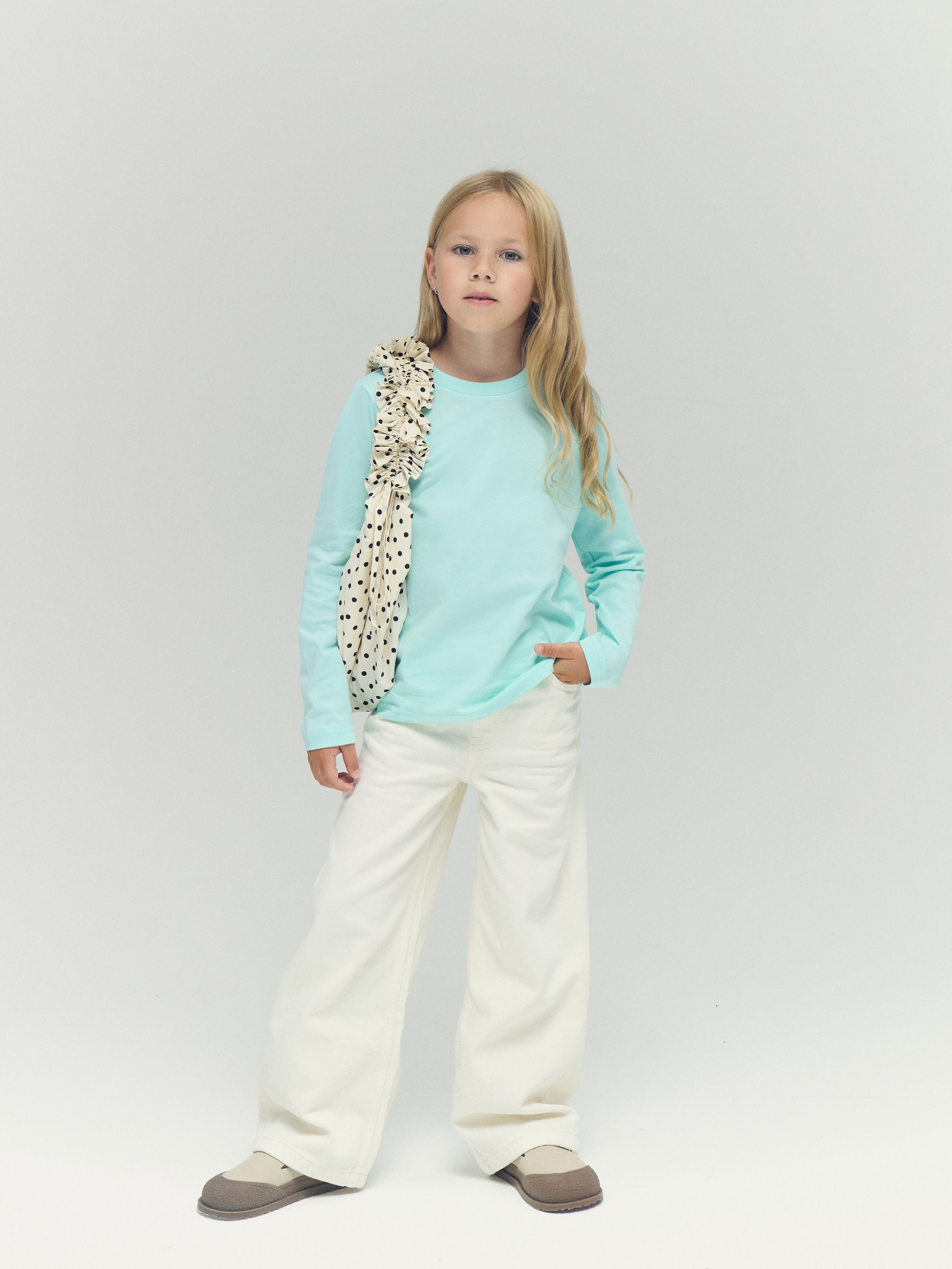 Детские лонгсливы. Фотограф Валерий Федяев | vallerzu