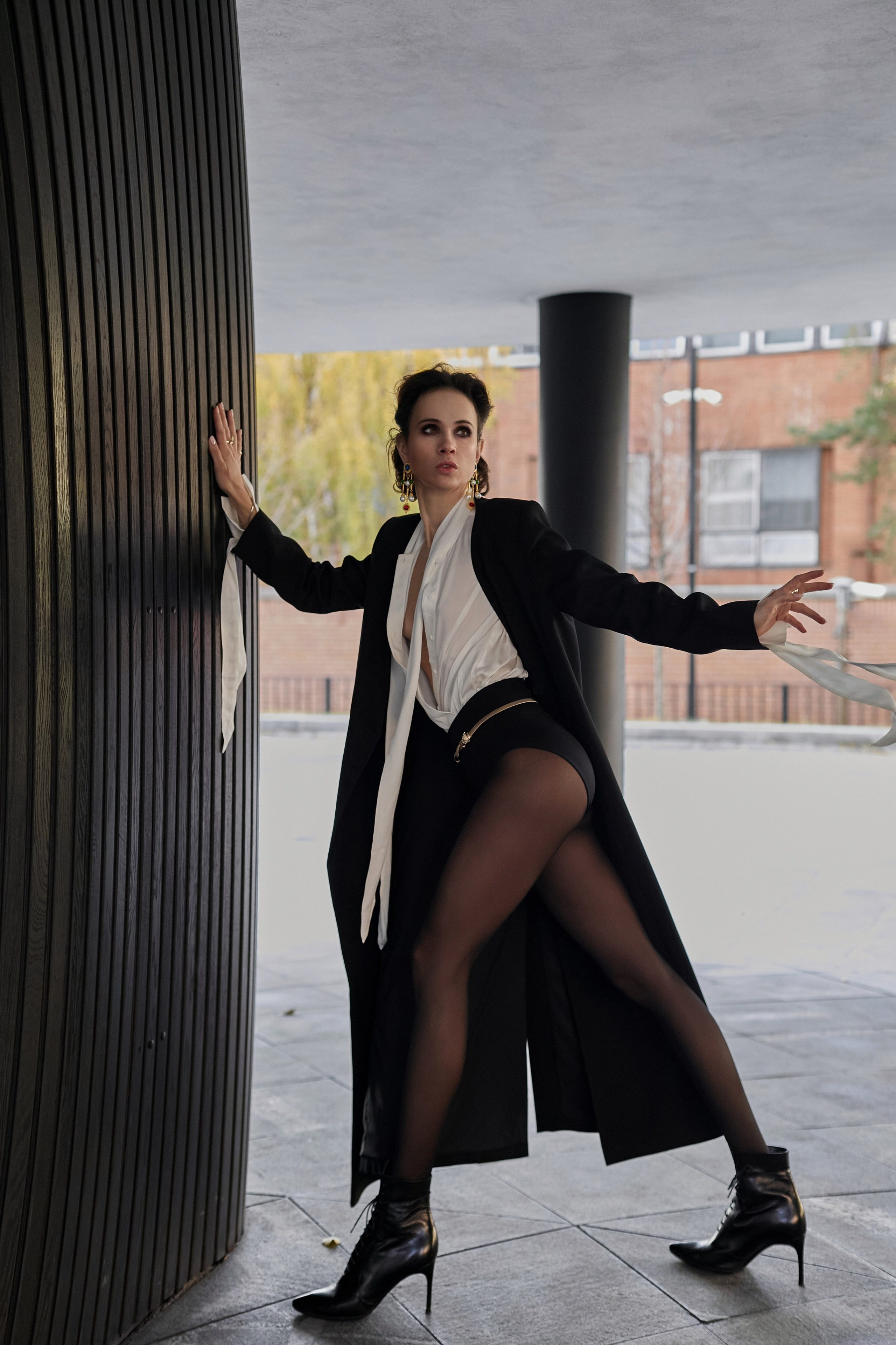 «История у Дома Наркомфина». Свадебный и креативный фотограф в ЮФО и МСК