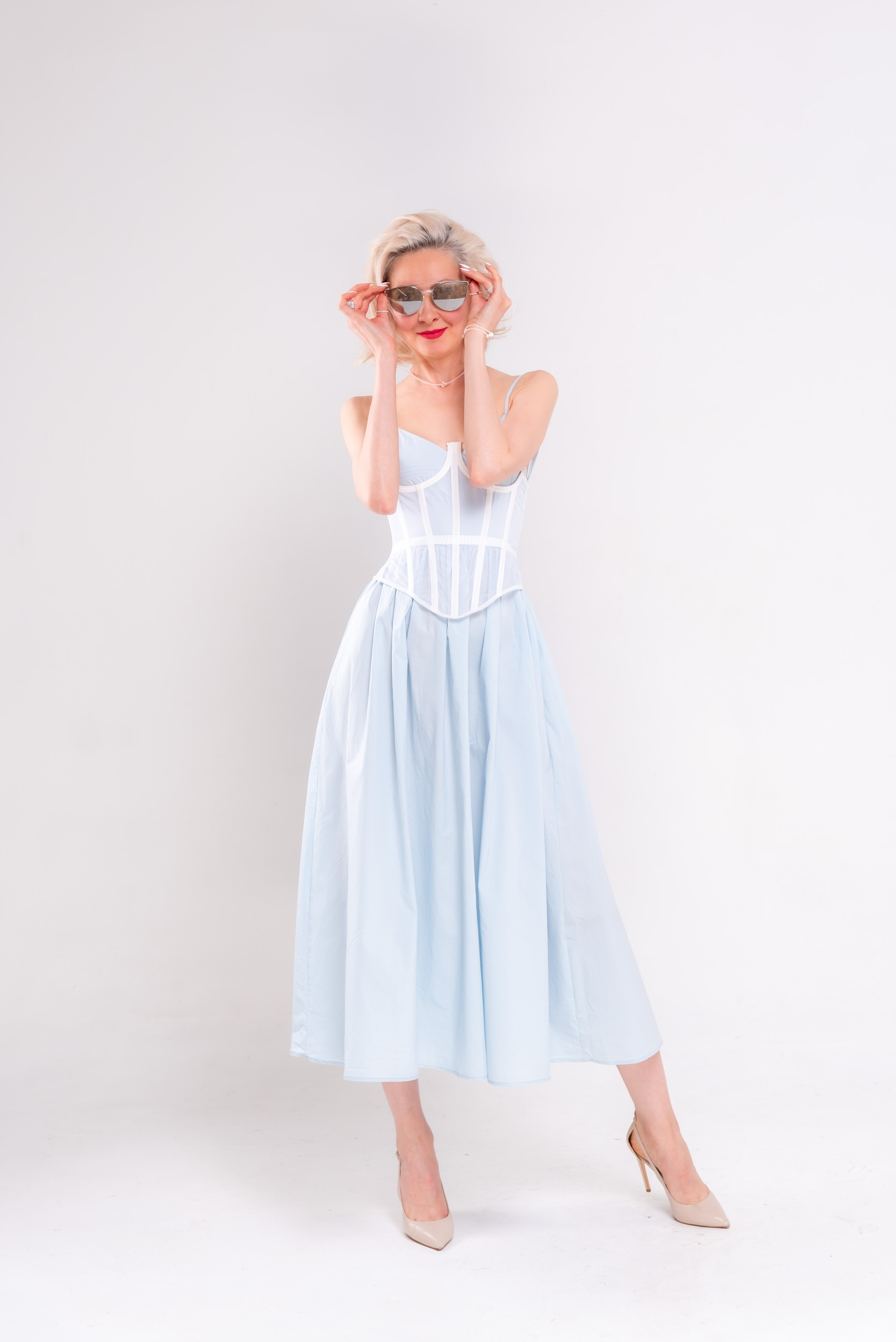 Циклорама (однотонный фон). Елена Сергеева- фотограф для жизни и бренда. Фотосессии и репортаж мероприятий