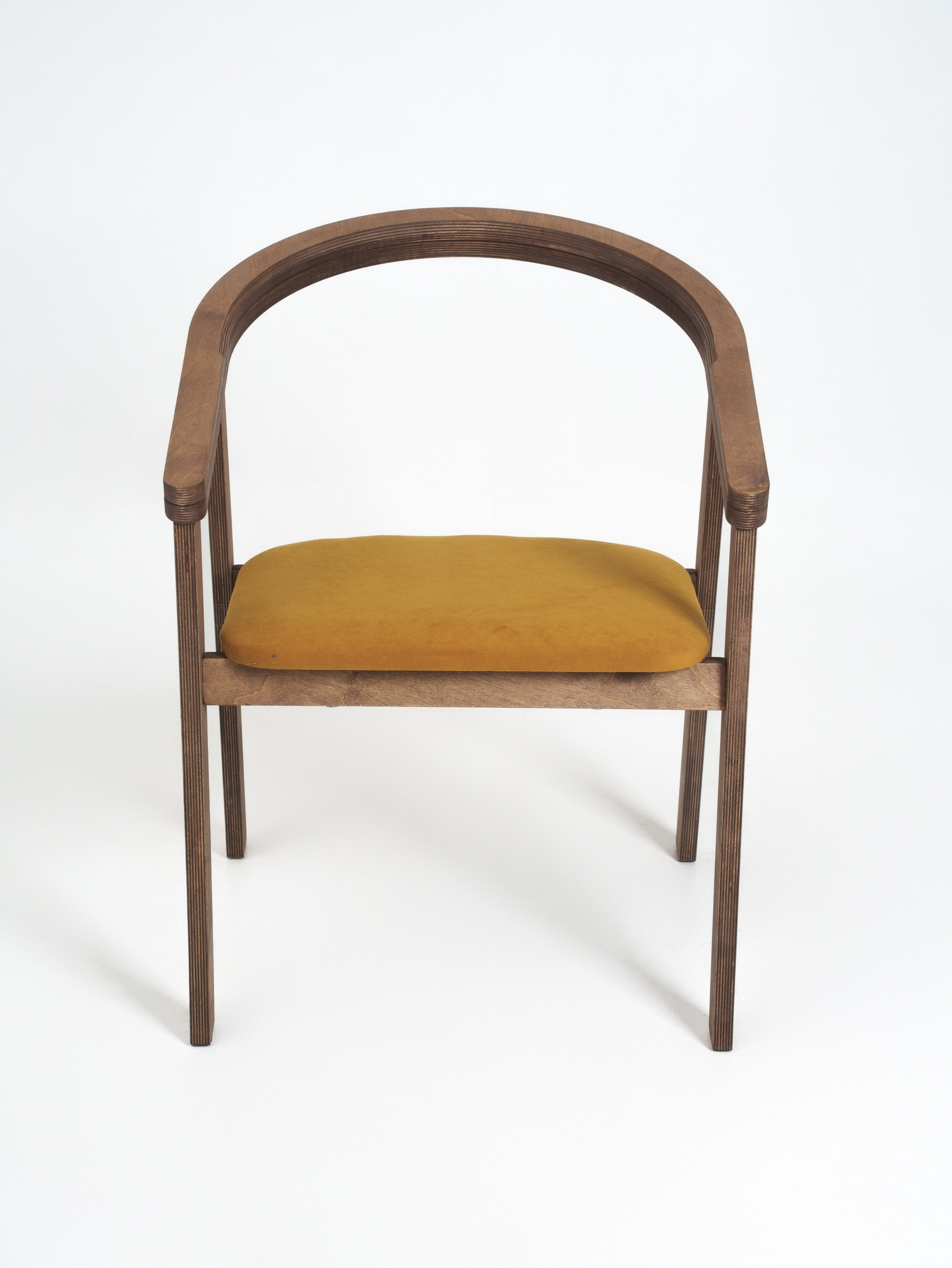 Столы и стулья для маркетплейсов. Иван Упоров — фотограф, рилсмейкер чебоксары