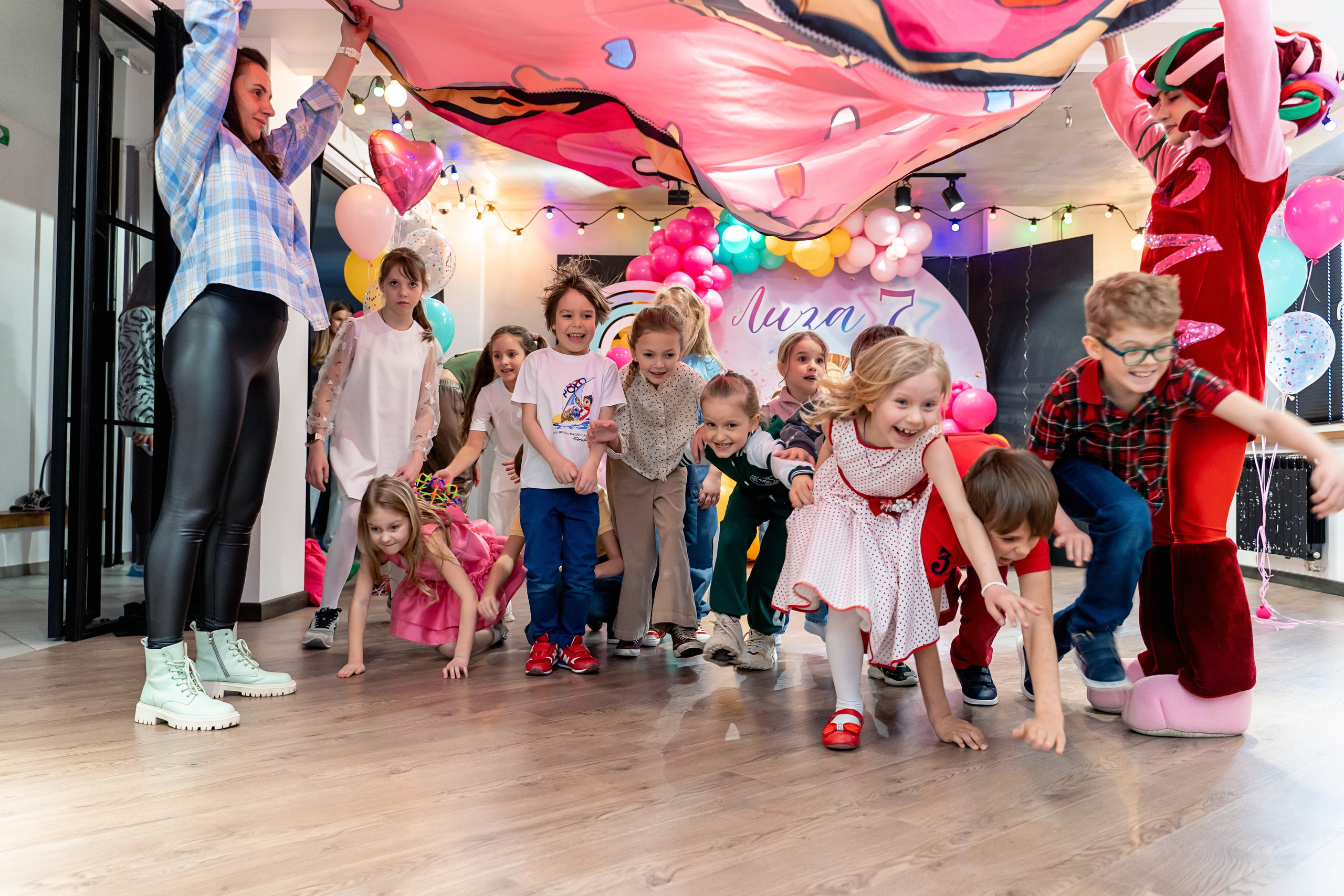 Фотограф на детский день рождения Москва. Фотограф \ Видеограф на Крещение, Венчание Москва| Семейные съемки