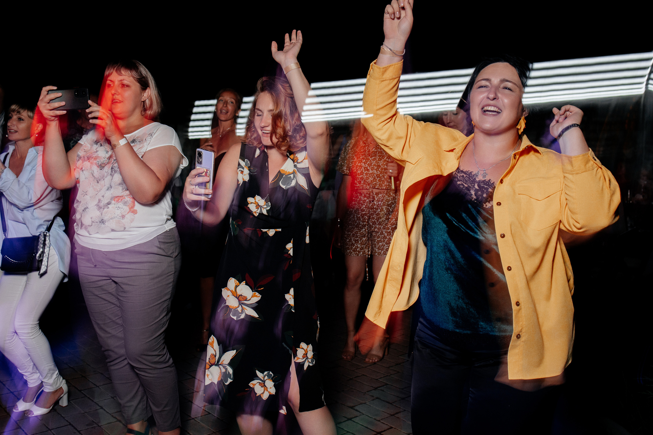 LUDMILA. Свадебный и семейный фотограф в городе Россошь и Воронежской области