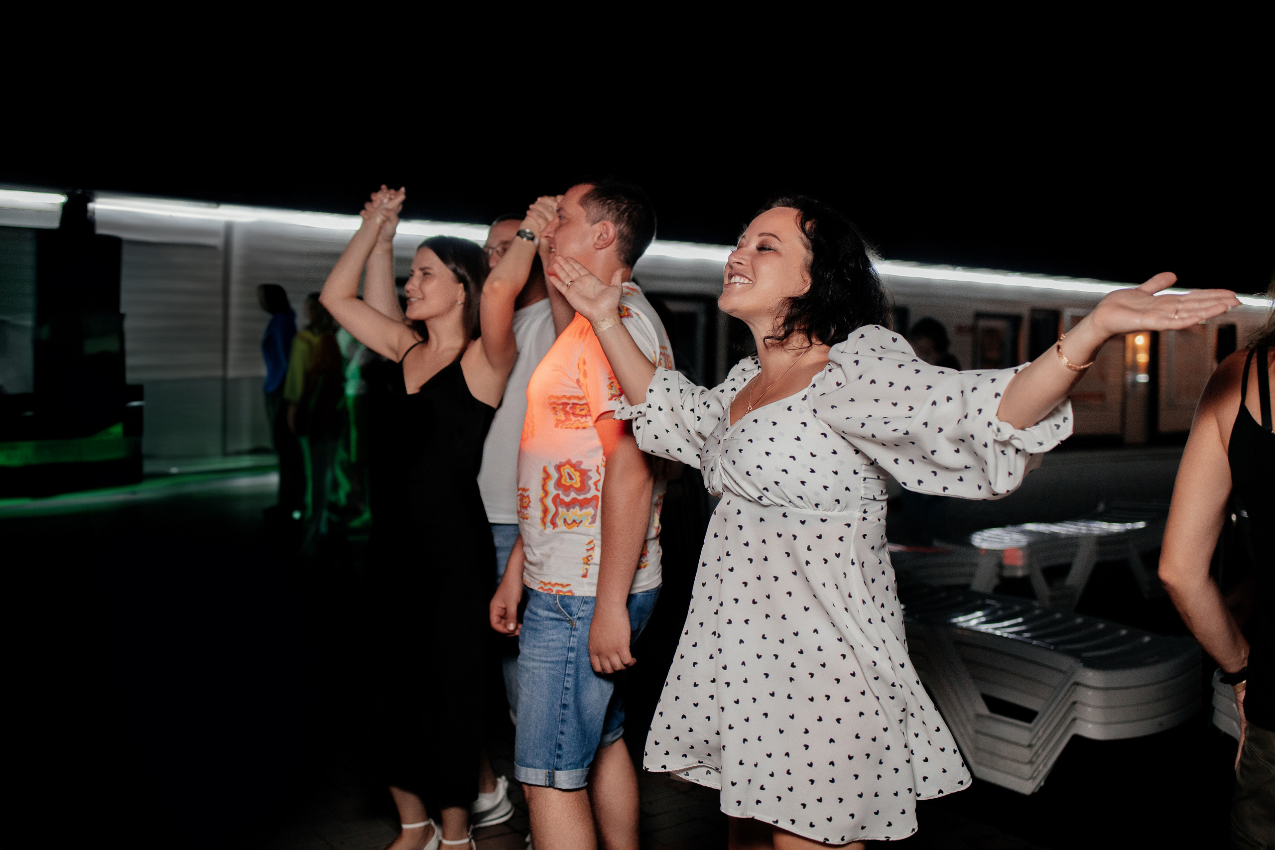 LUDMILA. Свадебный и семейный фотограф в городе Россошь и Воронежской области