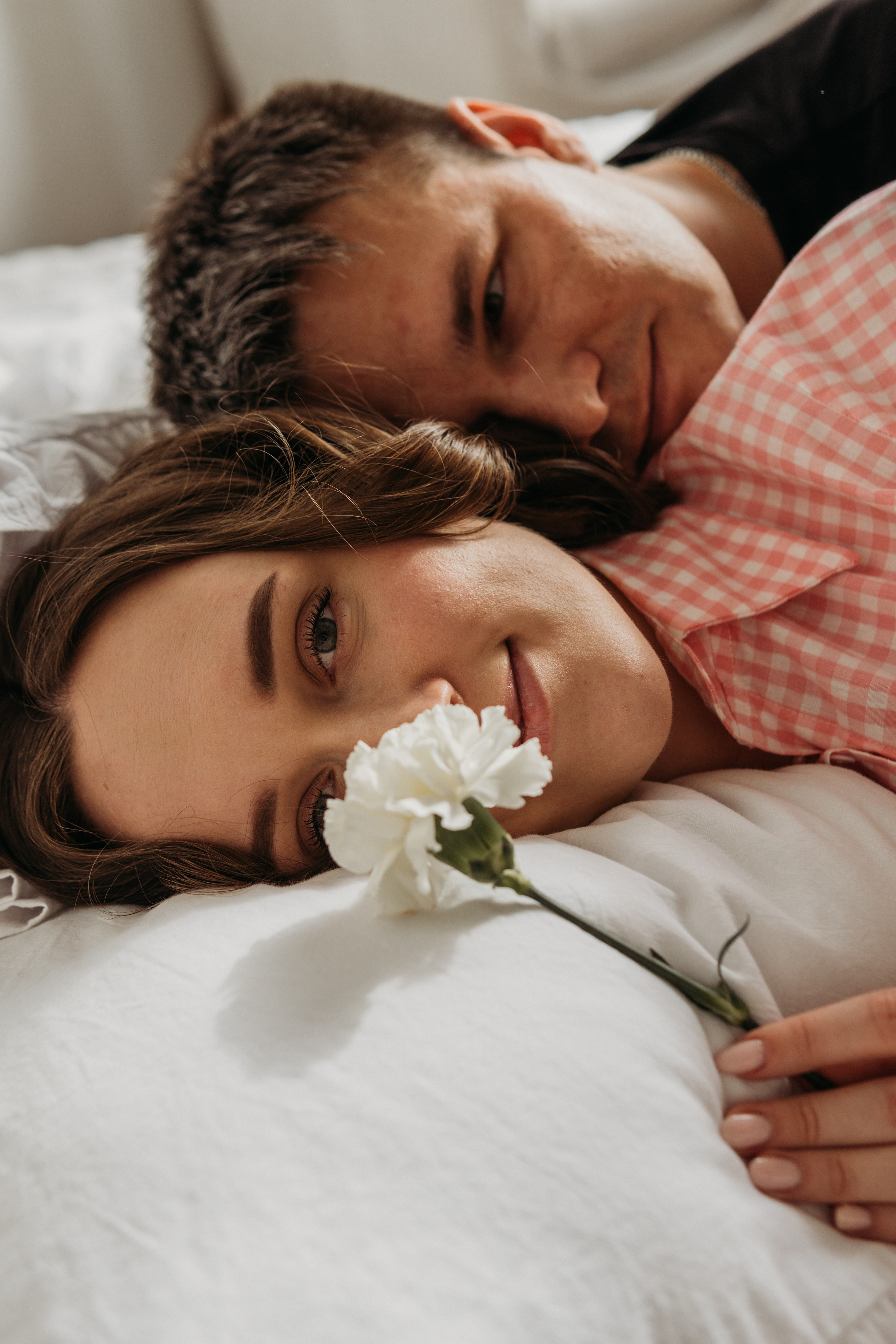 Artem & Katherine. Я — Алёна и я фотографирую красиво (е)