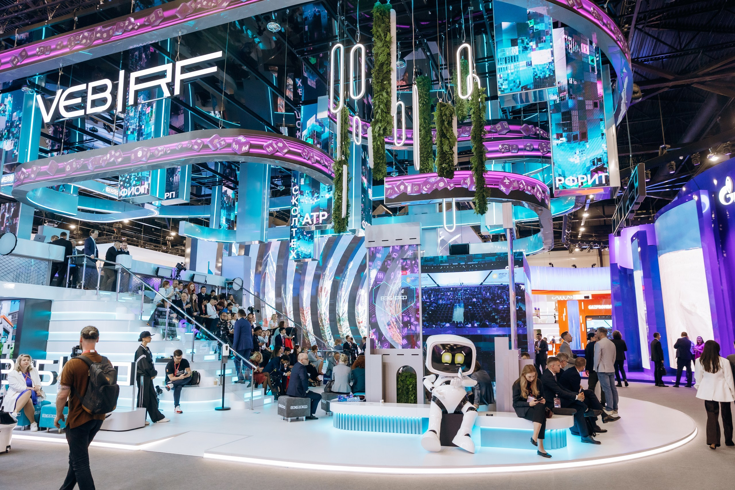 Международный форум. Фотограф Виктория Дунаевская в Санкт Петербурге