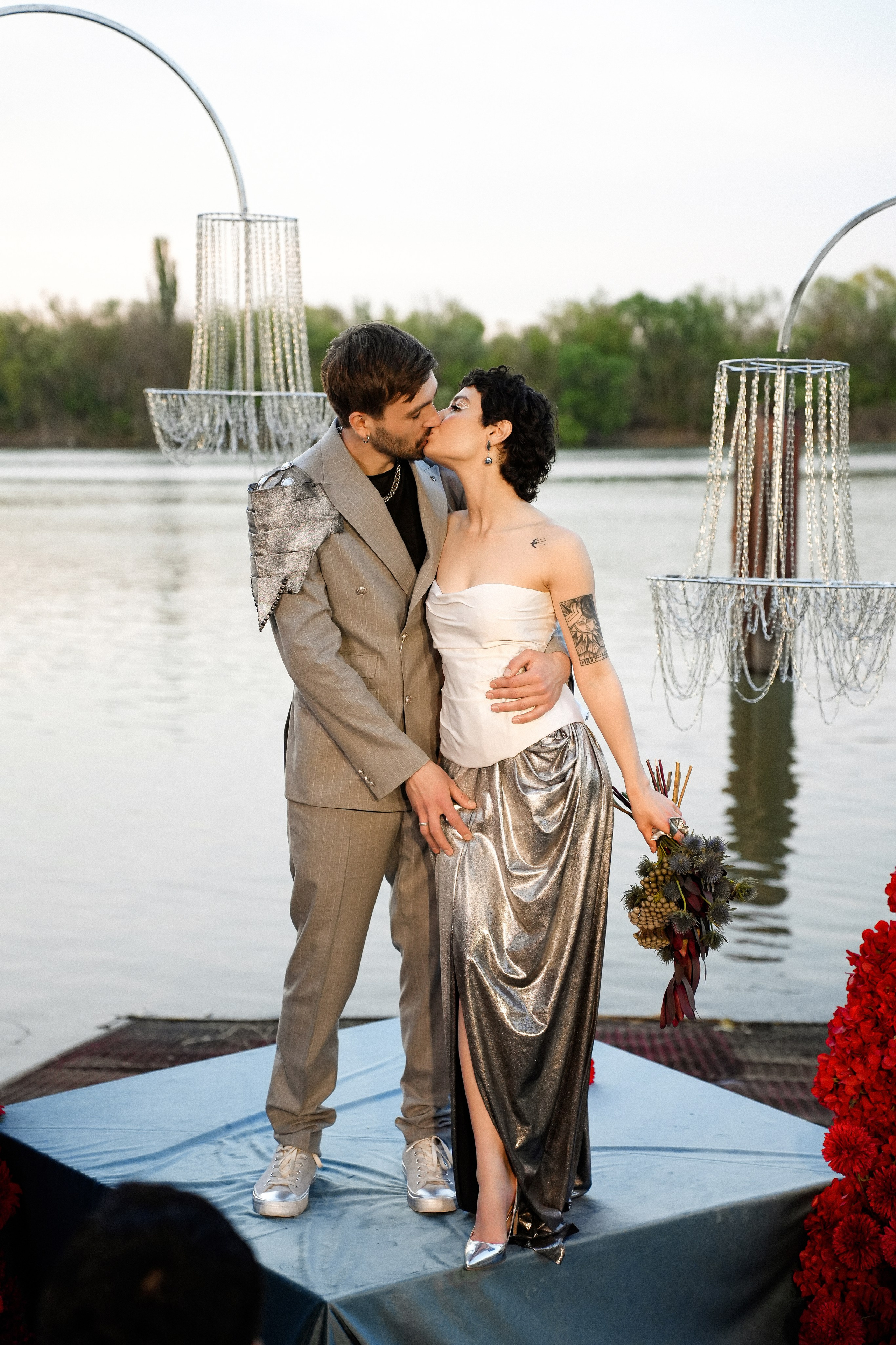 Spotlight Moments of Goodmarine. Свадебный фотограф и видеограф в Ростове-на-Дону. Максим и Наталья Лебедевы