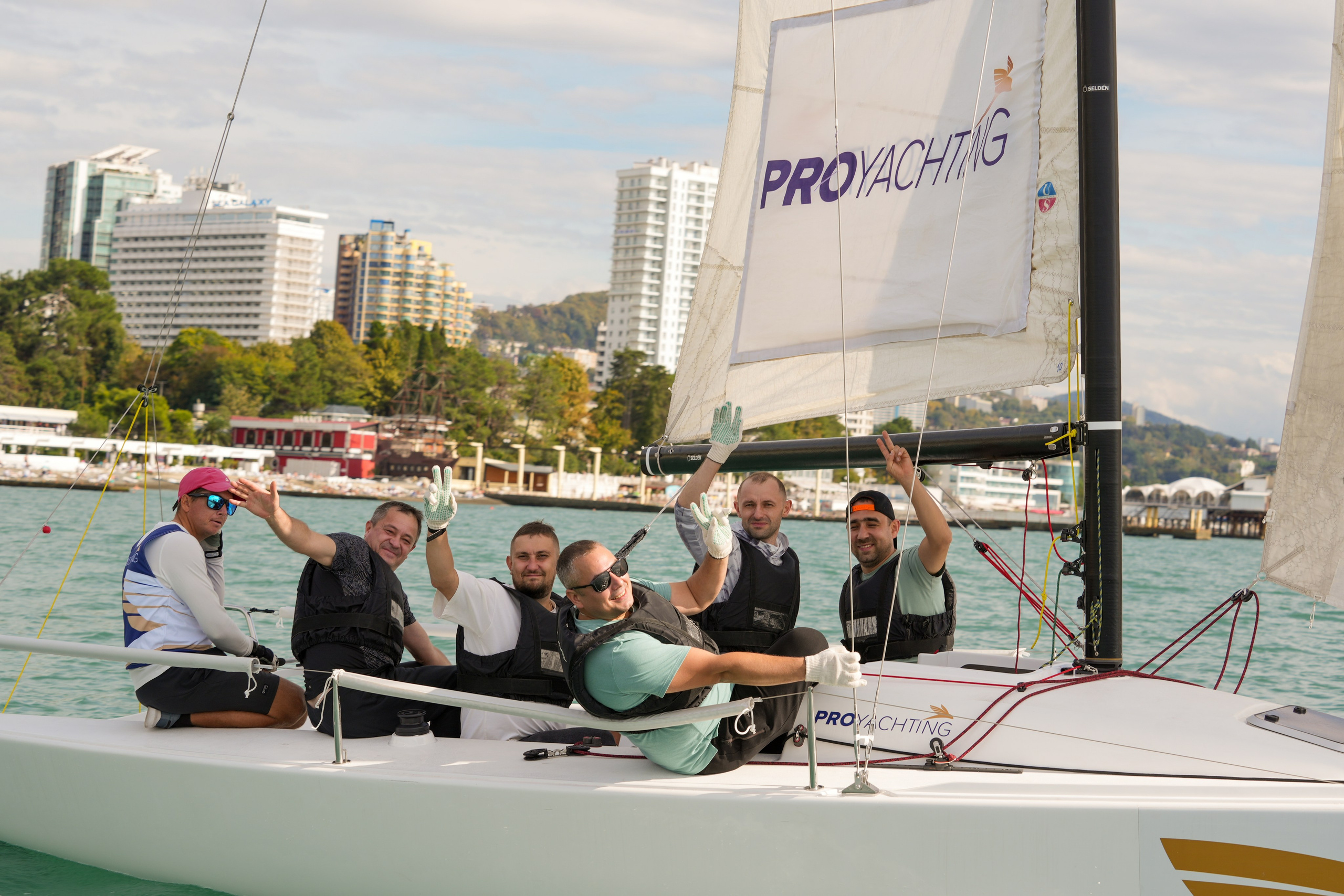 Яхтенная регата для компании Агрегатка. Репортажный фотограф в Красной Поляне и Сочи Павлюченко Екатерина