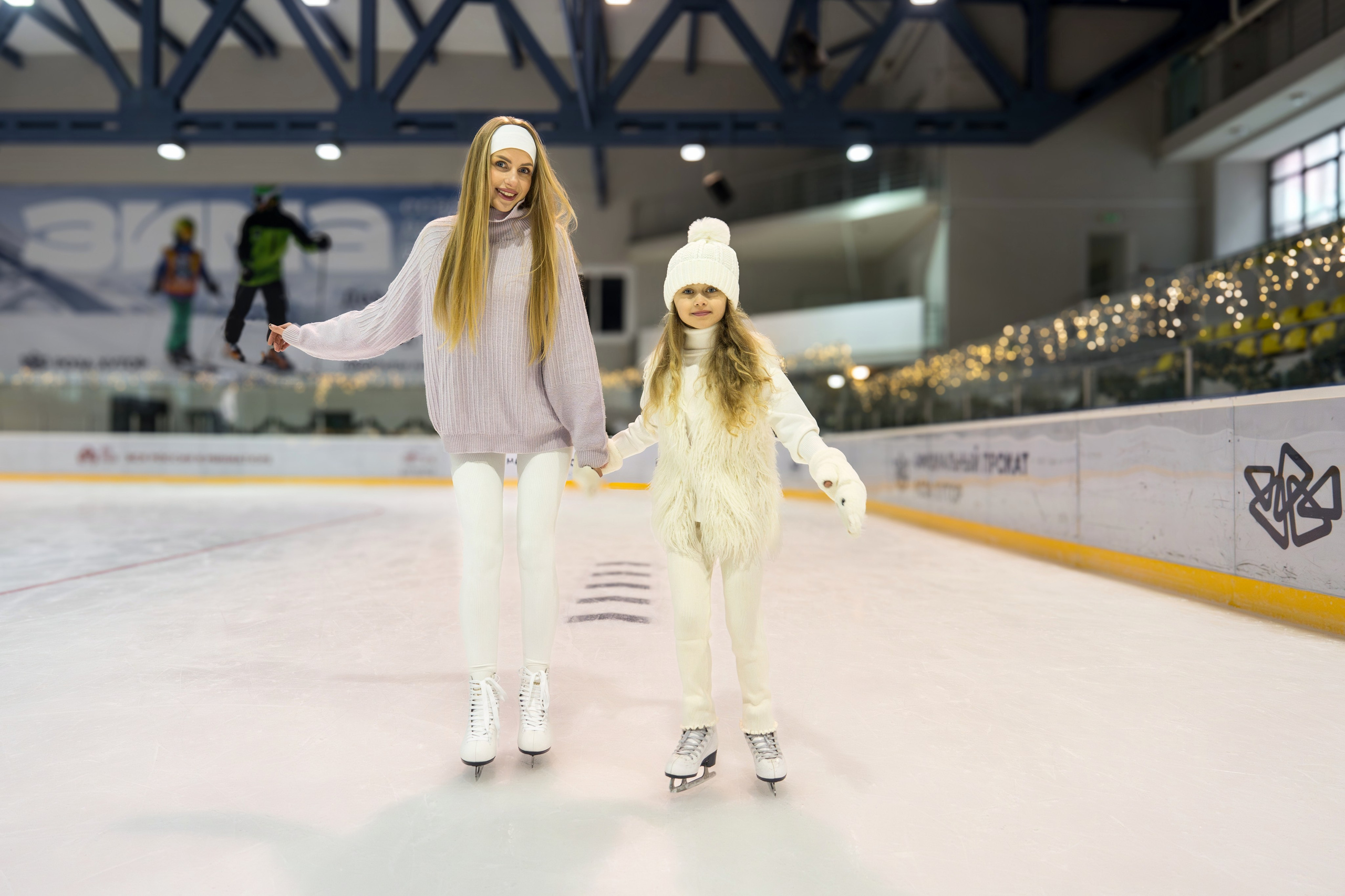 Контент съемка на катке для курорта Роза Хутор. Репортажный фотограф в Красной Поляне и Сочи Павлюченко Екатерина